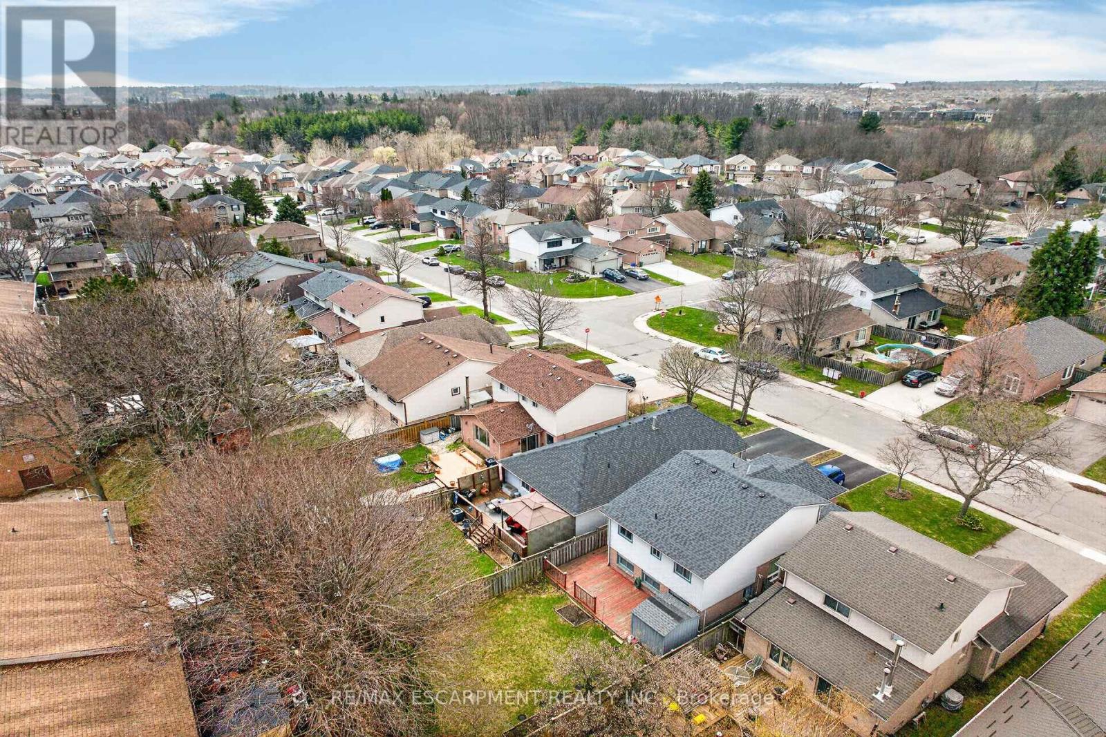 23 Juliebeth Drive, Hamilton, Ontario  L9B 2N6 - Photo 39 - X13002844