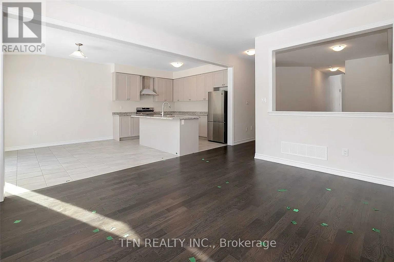 22 Charm Place N, Thorold, Ontario  L2V 0K2 - Photo 7 - X13002888