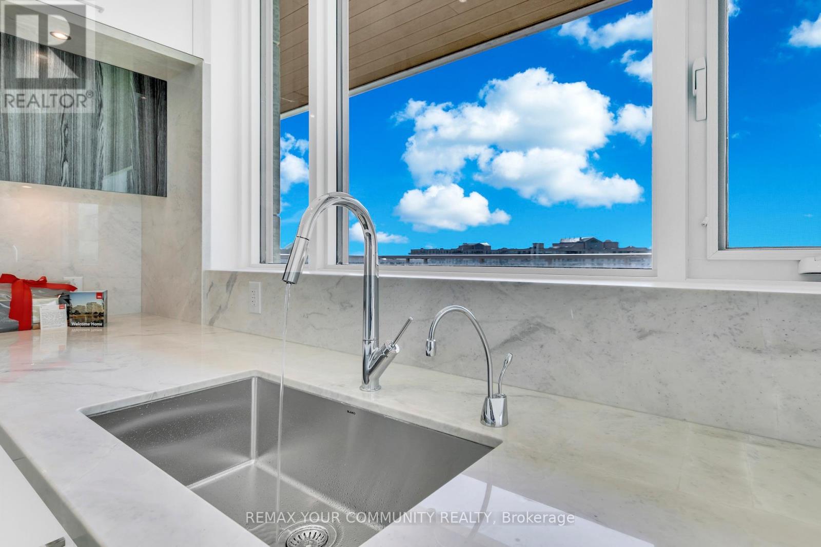 Ph03 - 397 Royal Orchard Boulevard, Markham, Ontario  L3T 0H3 - Photo 12 - N12995090