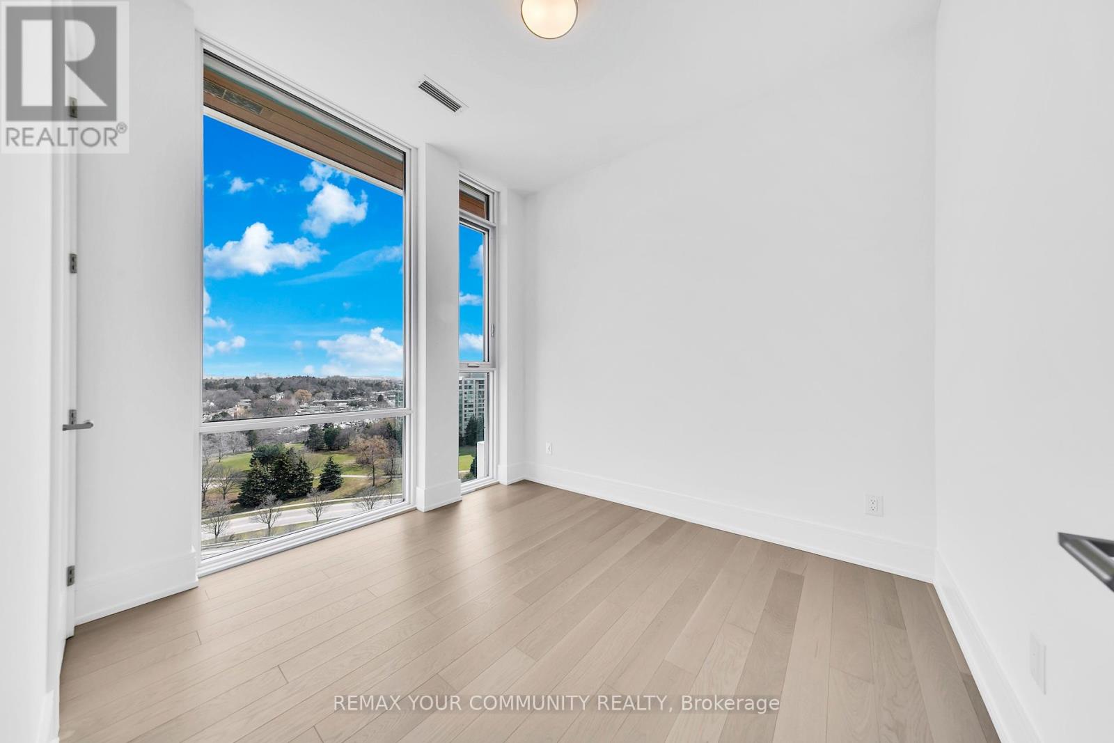 Ph03 - 397 Royal Orchard Boulevard, Markham, Ontario  L3T 0H3 - Photo 16 - N12995090