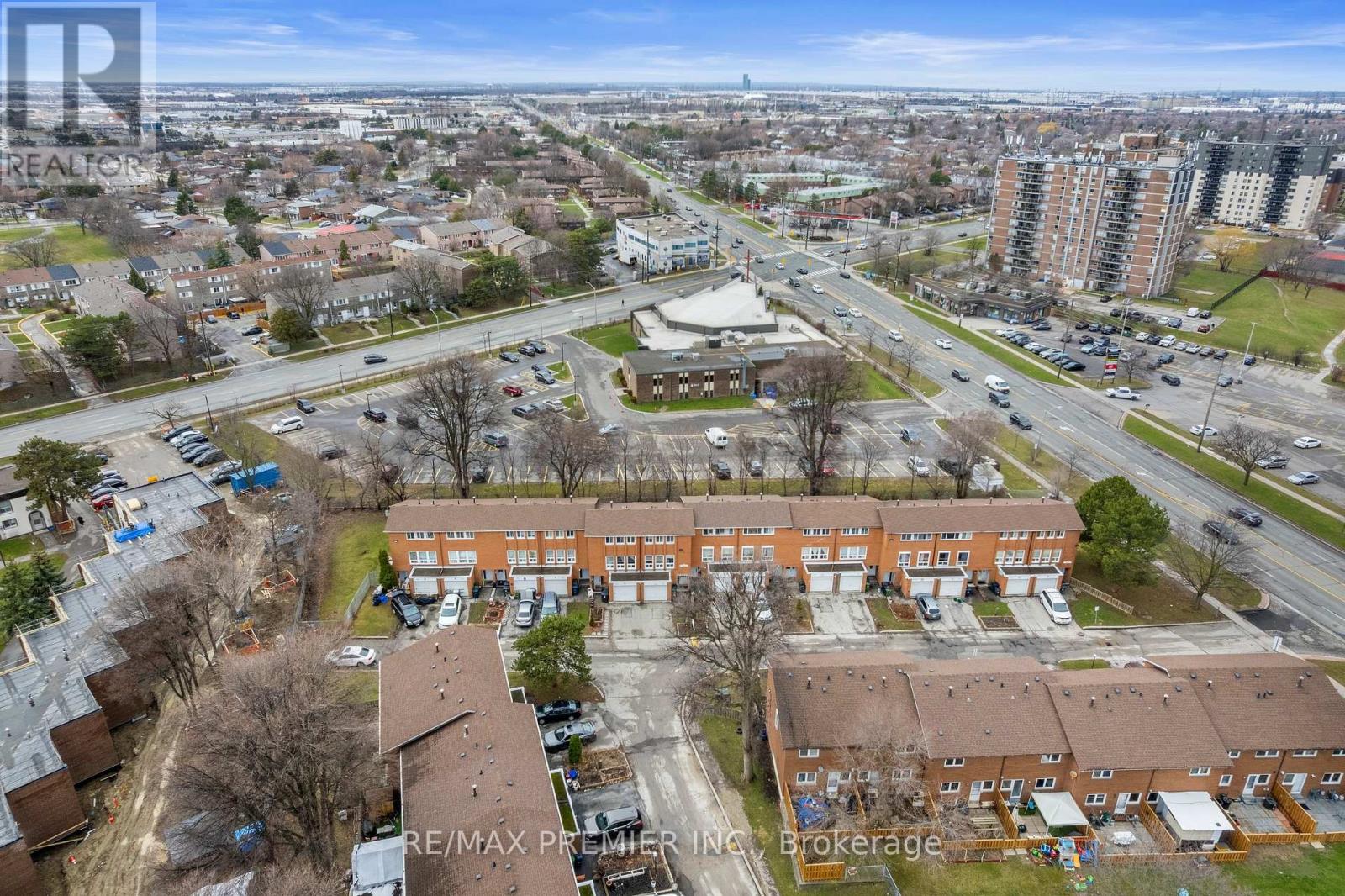 292 - 1605 Albion Road, Toronto, Ontario M9V 1B6 - Photo 5 - W12959366