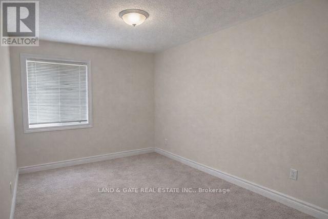 466 Meadowglade Road, Clarington, Ontario  L1E 2W8 - Photo 10 - E13003096