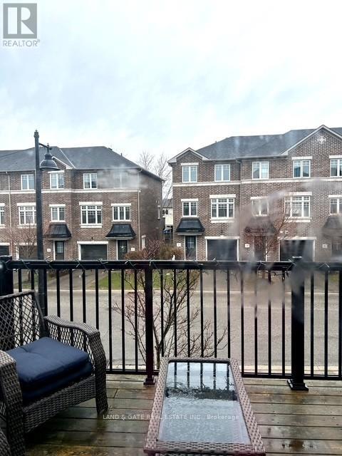 466 Meadowglade Road, Clarington, Ontario  L1E 2W8 - Photo 2 - E13003096