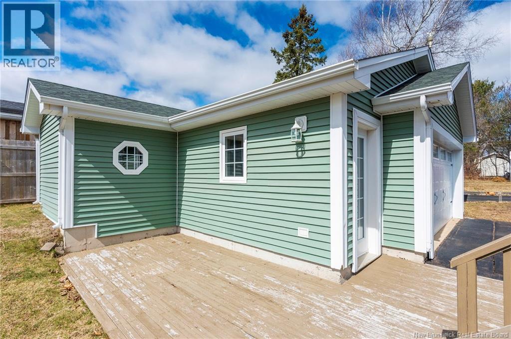 187 Leblanc Avenue, Shediac, New Brunswick  E4P 0H9 - Photo 4 - NB136646