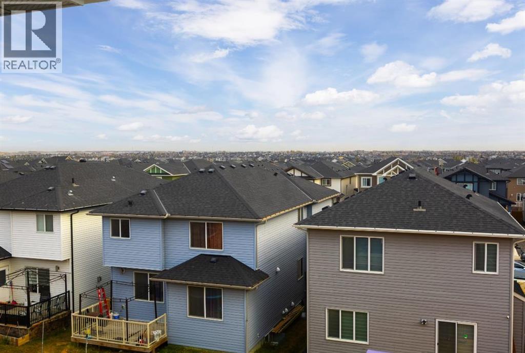 106 Baysprings Gardens SW, Airdrie, Alberta  T4B 5C6 - Photo 5 - A2286948