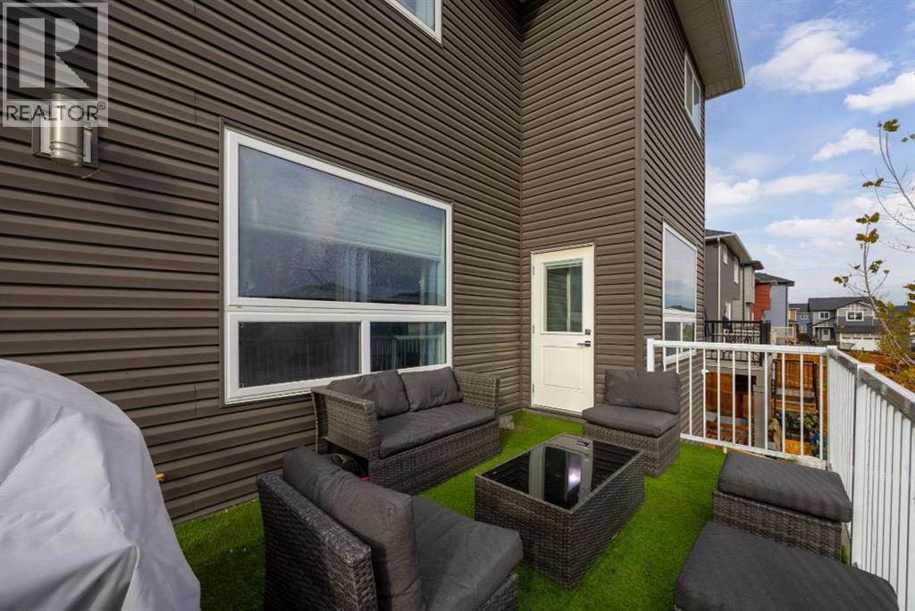 106 Baysprings Gardens SW, Airdrie, Alberta  T4B 5C6 - Photo 7 - A2286948