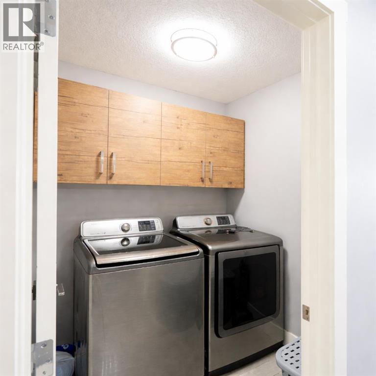 106 Baysprings Gardens SW, Airdrie, Alberta  T4B 5C6 - Photo 30 - A2286948