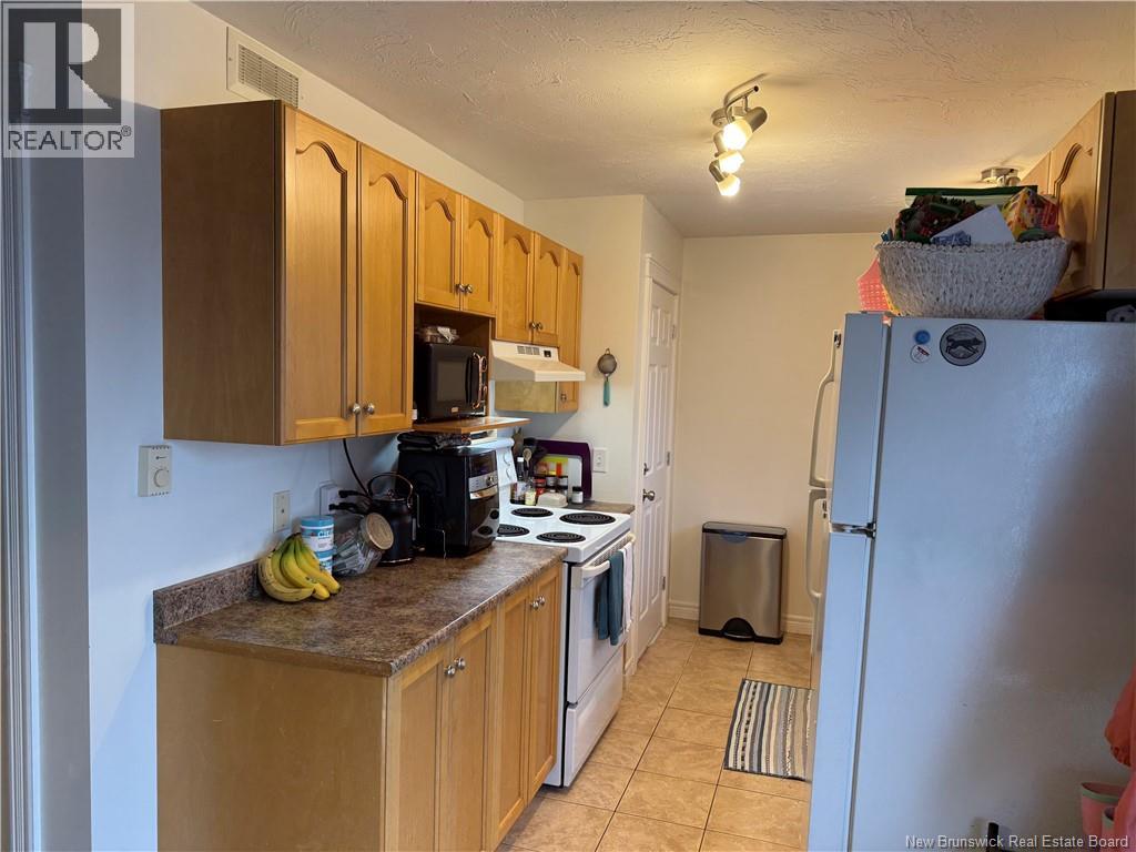 333 Twin Oaks, Moncton, New Brunswick  E1G 4W7 - Photo 5 - NB136696