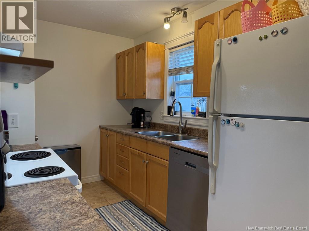 333 Twin Oaks, Moncton, New Brunswick  E1G 4W7 - Photo 6 - NB136696