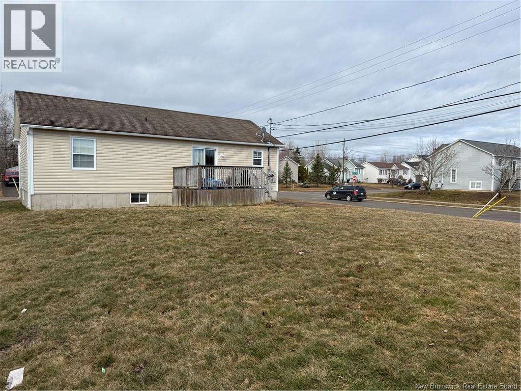 333 Twin Oaks, Moncton, New Brunswick  E1G 4W7 - Photo 33 - NB136696