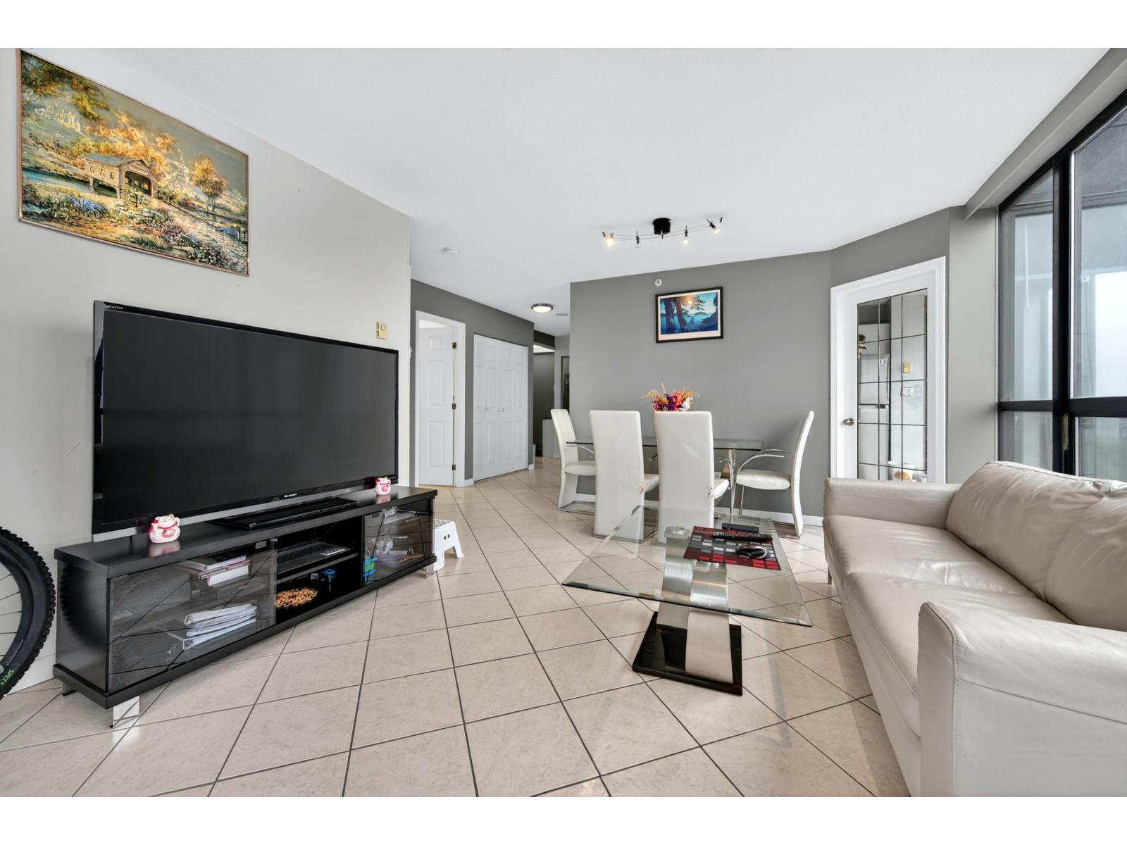 1706 10899 University Drive, Surrey, British Columbia  V3T 5V2 - Photo 9 - R3111622