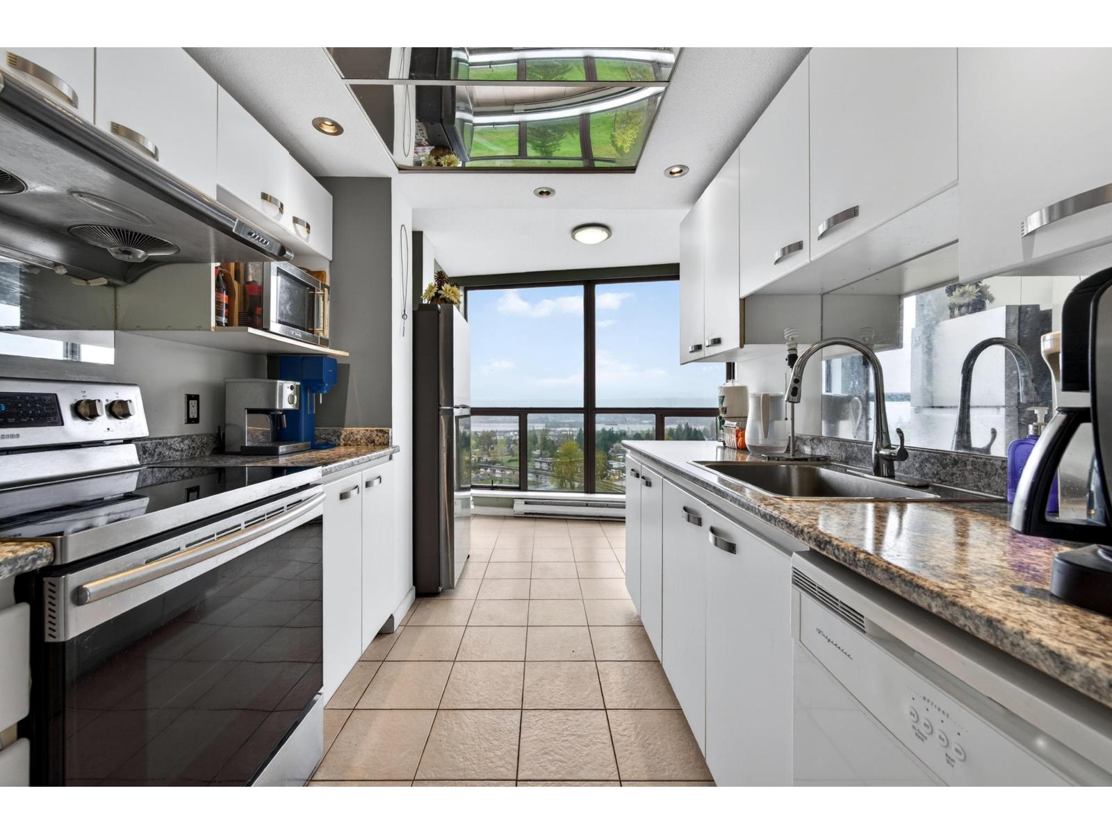 1706 10899 University Drive, Surrey, British Columbia  V3T 5V2 - Photo 15 - R3111622