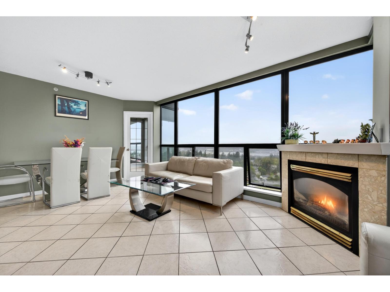 1706 10899 University Drive, Surrey, British Columbia  V3T 5V2 - Photo 10 - R3111622