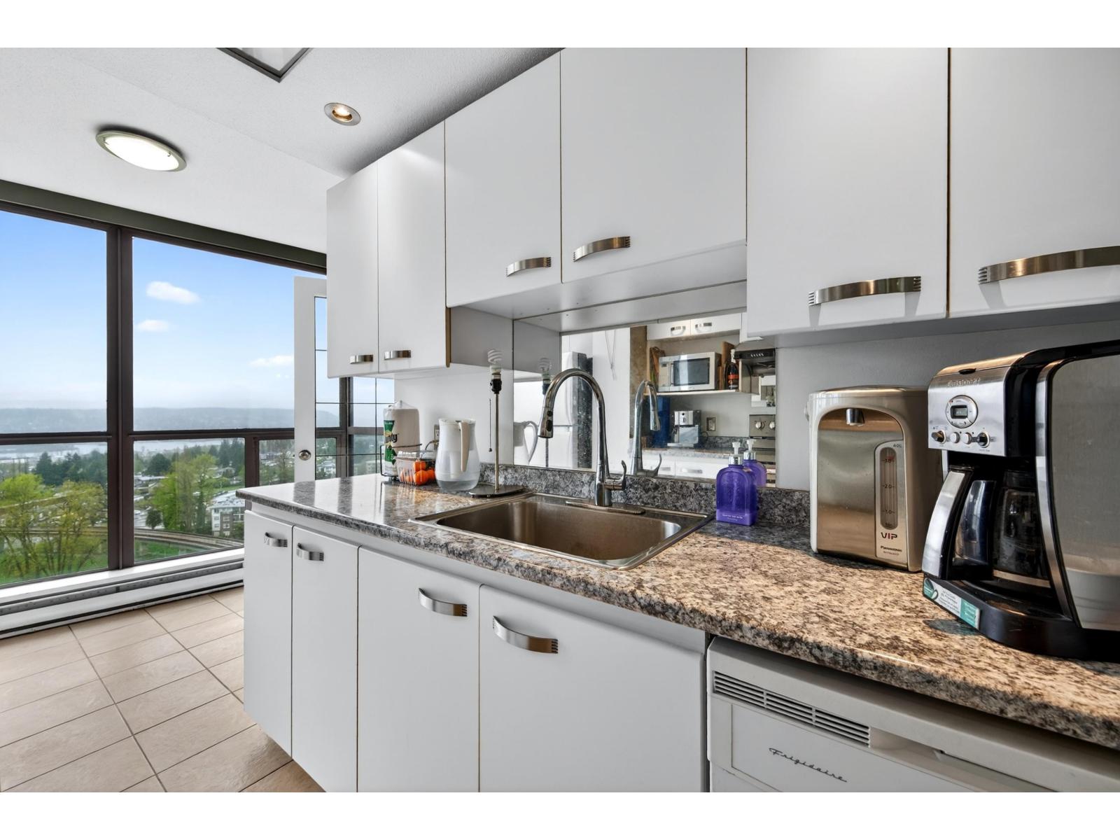 1706 10899 University Drive, Surrey, British Columbia  V3T 5V2 - Photo 17 - R3111622