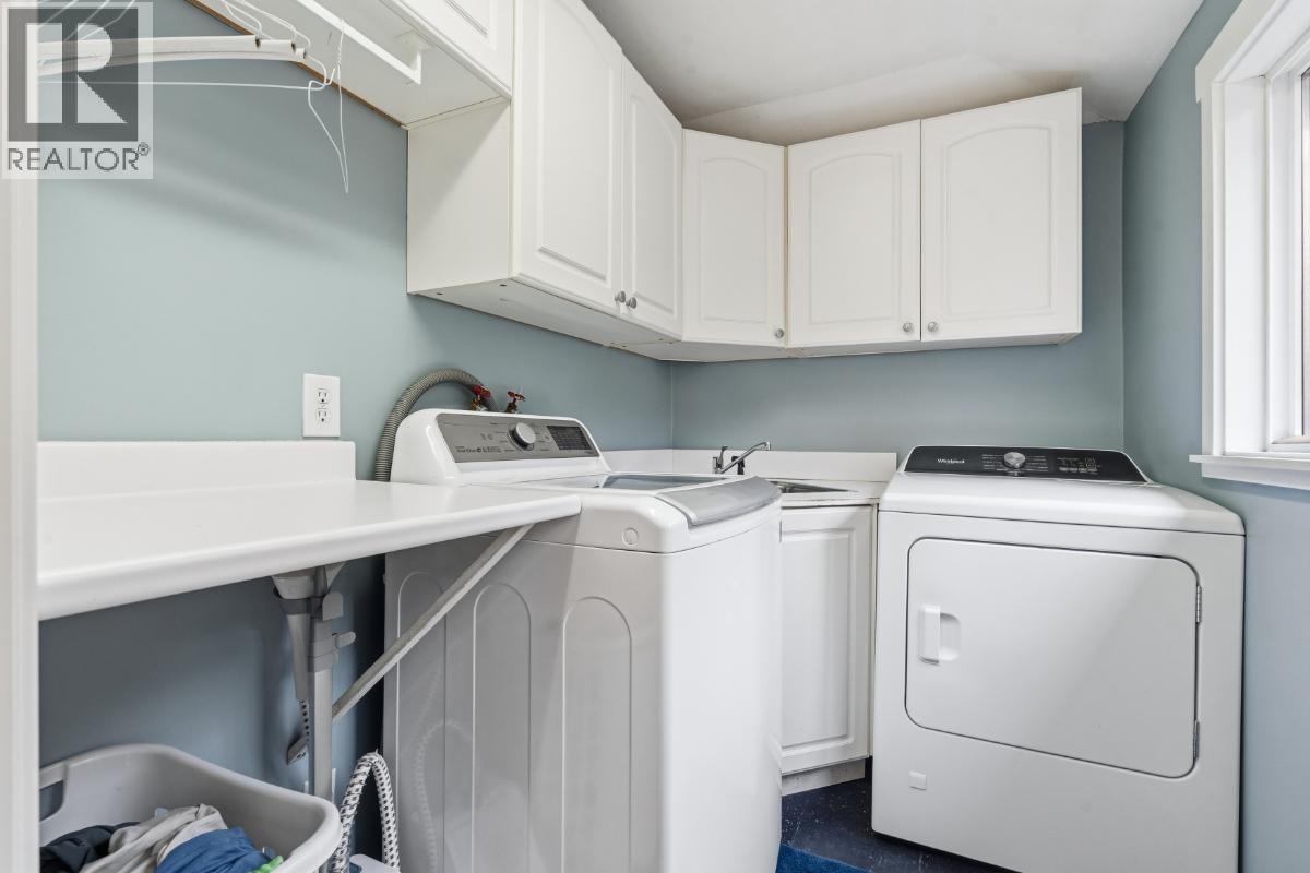 272 Osborne Road E Road, North Vancouver, British Columbia  V7N 1M1 - Photo 11 - R3111678