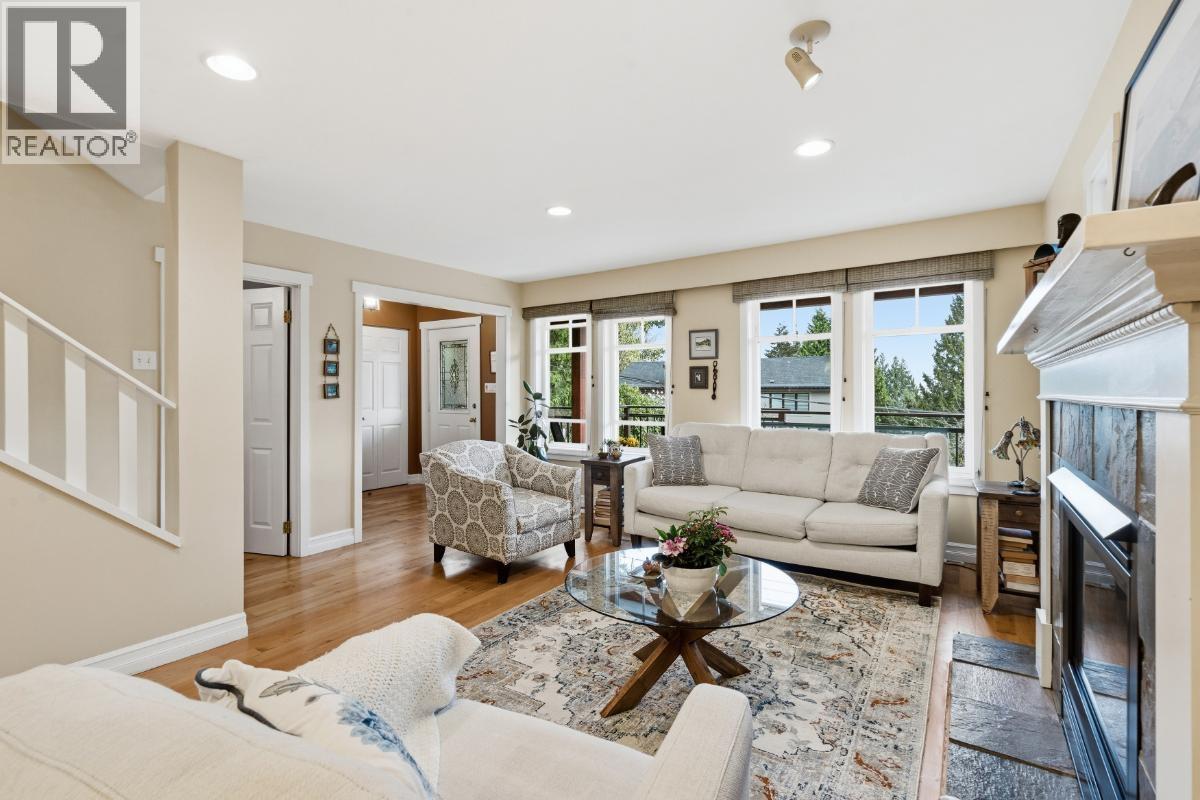 272 Osborne Road E Road, North Vancouver, British Columbia  V7N 1M1 - Photo 4 - R3111678