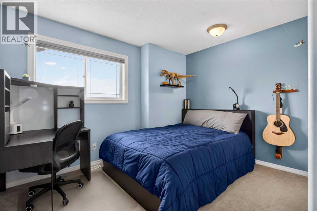 216 Royal Crest View Nw, Calgary, Alberta  T3G 5W4 - Photo 20 - A2301515