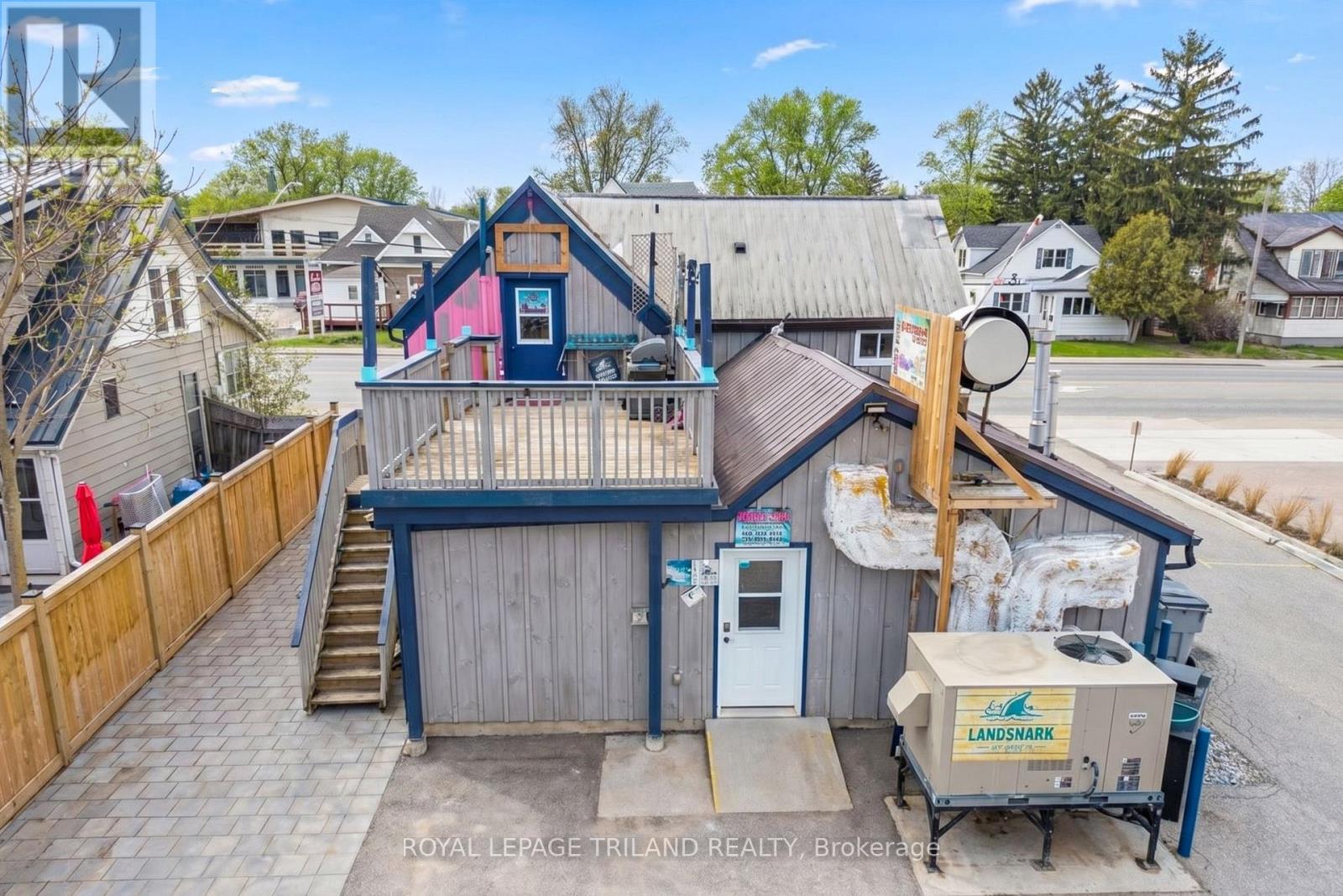 26 Ontario Street S, Lambton Shores, Ontario  N0M 1T0 - Photo 11 - X13003116