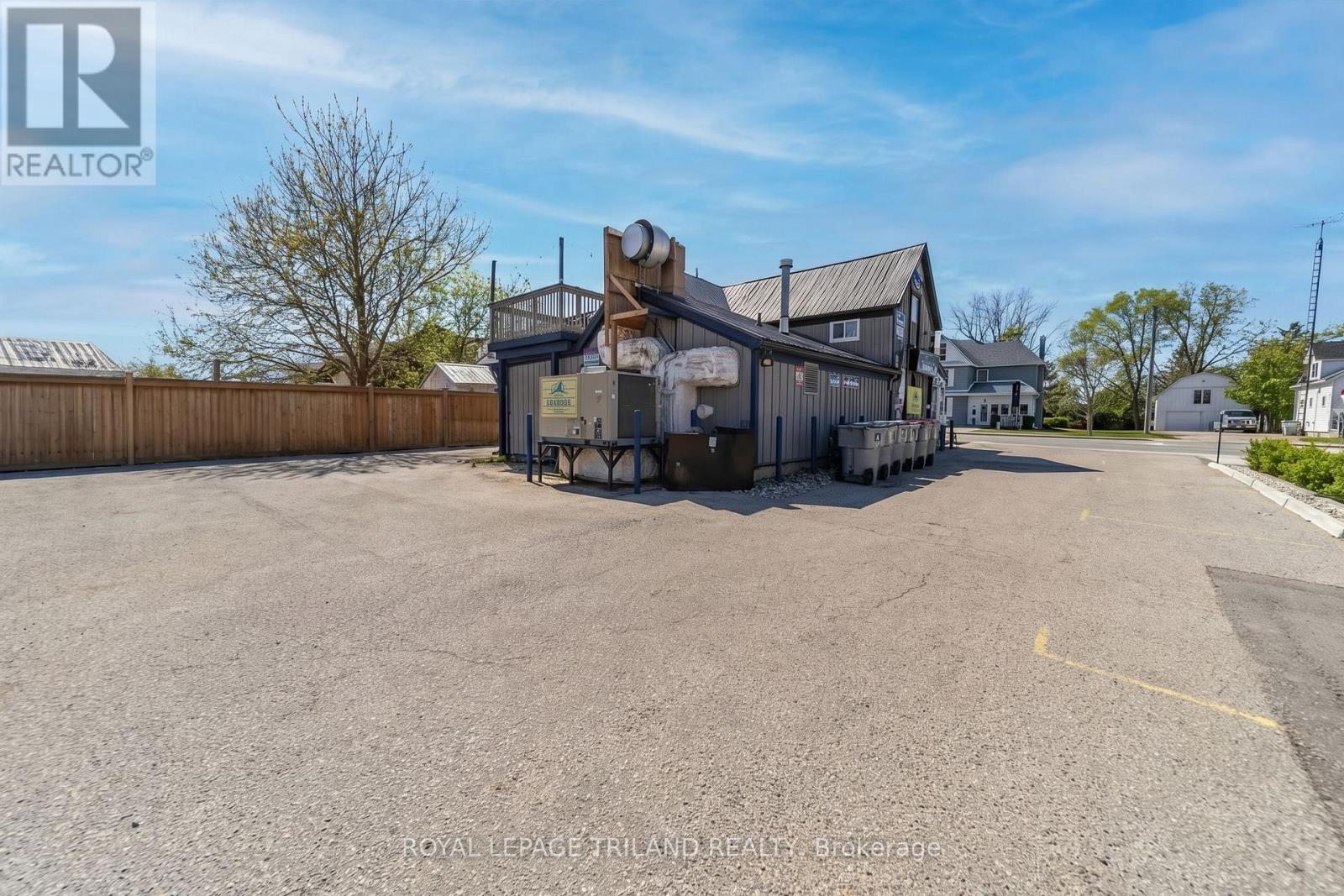 26 Ontario Street S, Lambton Shores, Ontario  N0M 1T0 - Photo 12 - X13003116