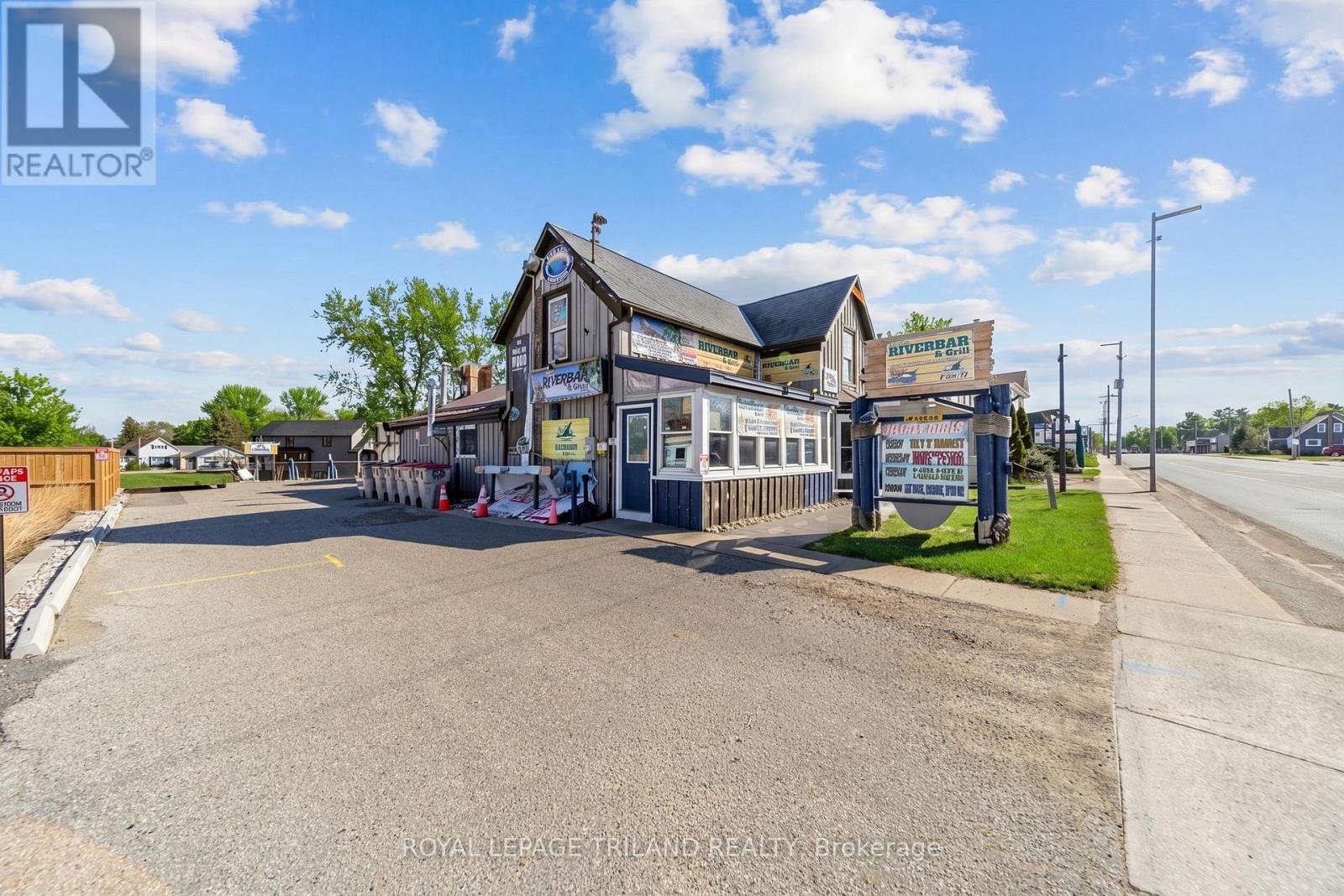 26 Ontario Street S, Lambton Shores, Ontario  N0M 1T0 - Photo 14 - X13003116