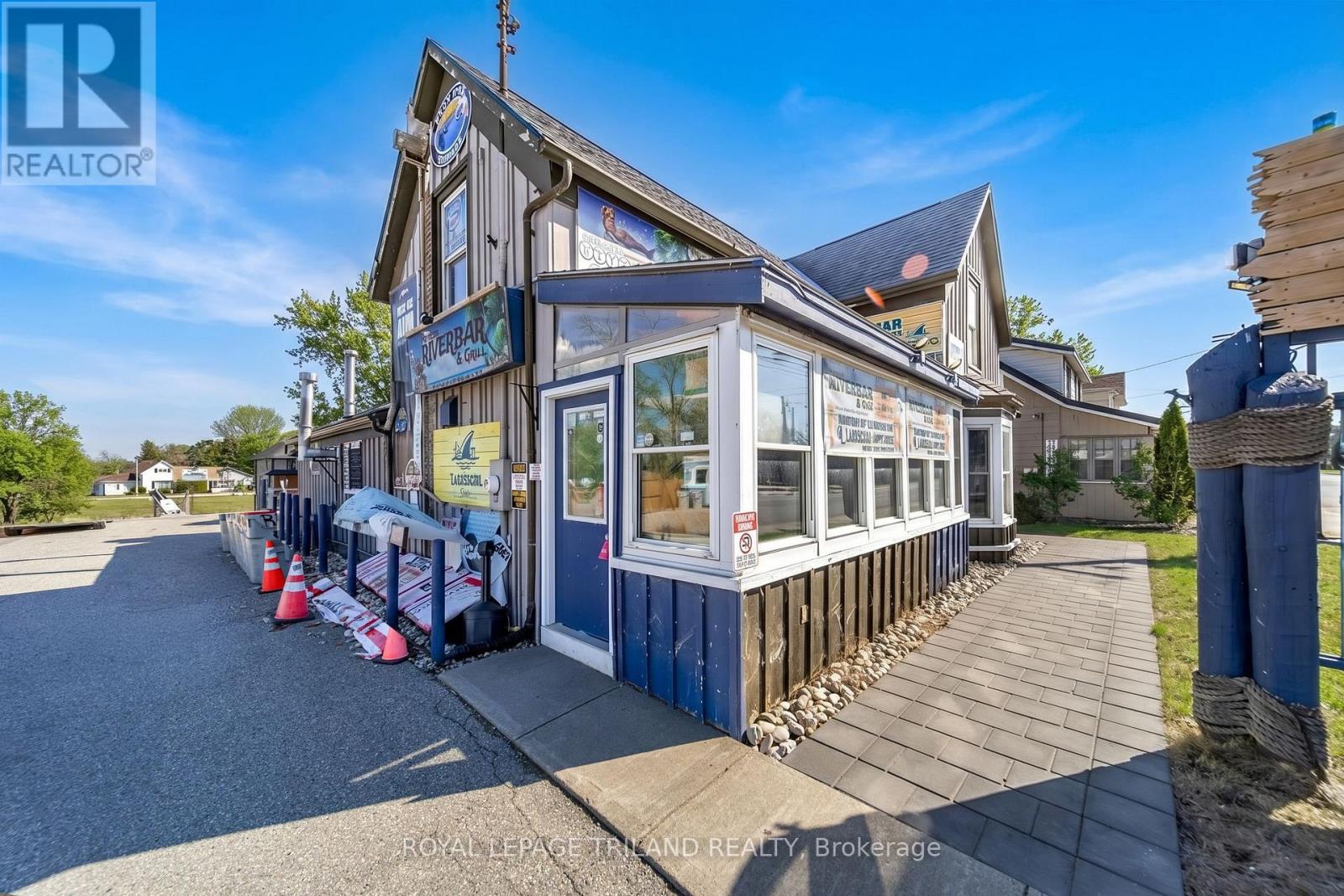 26 Ontario Street S, Lambton Shores, Ontario  N0M 1T0 - Photo 15 - X13003116