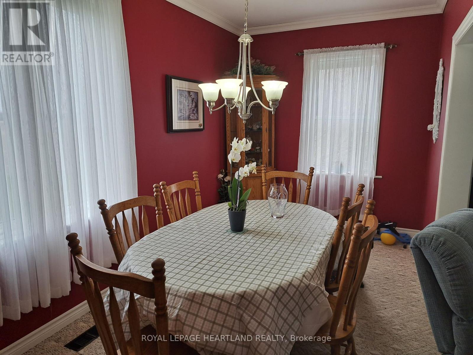 39132 Mount Carmel Drive, South Huron, Ontario  N0M 1M0 - Photo 8 - X13003194