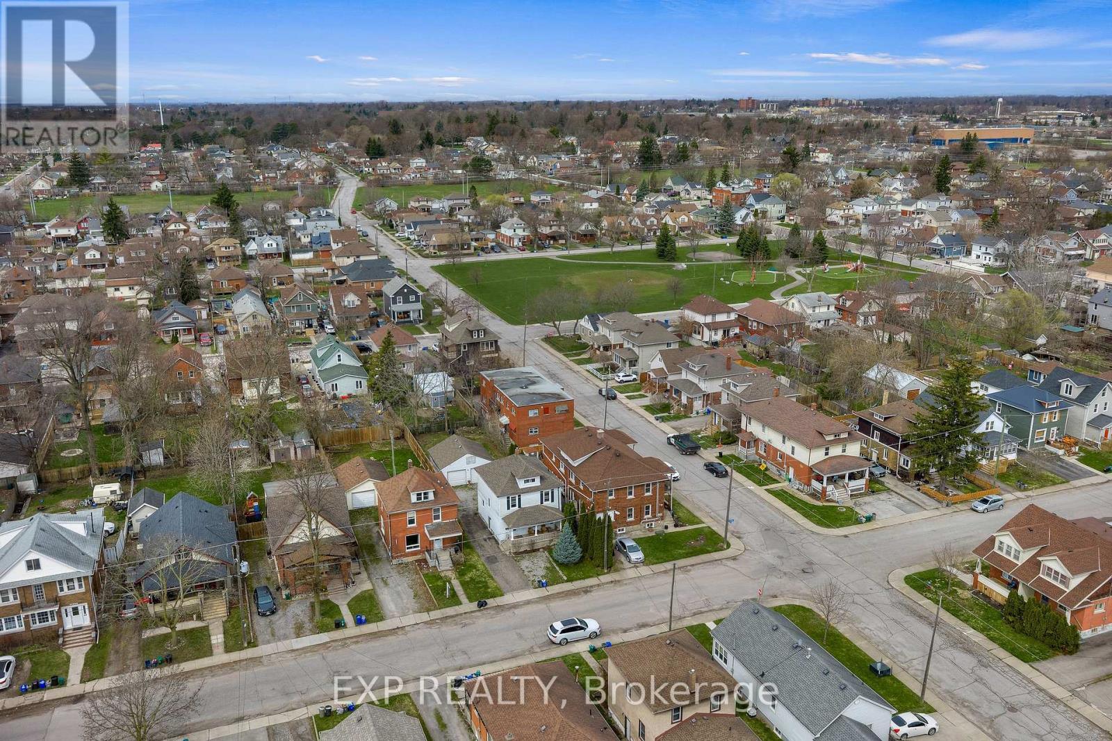 4725 Third Avenue, Niagara Falls, Ontario  L2E 4L7 - Photo 33 - X12989640