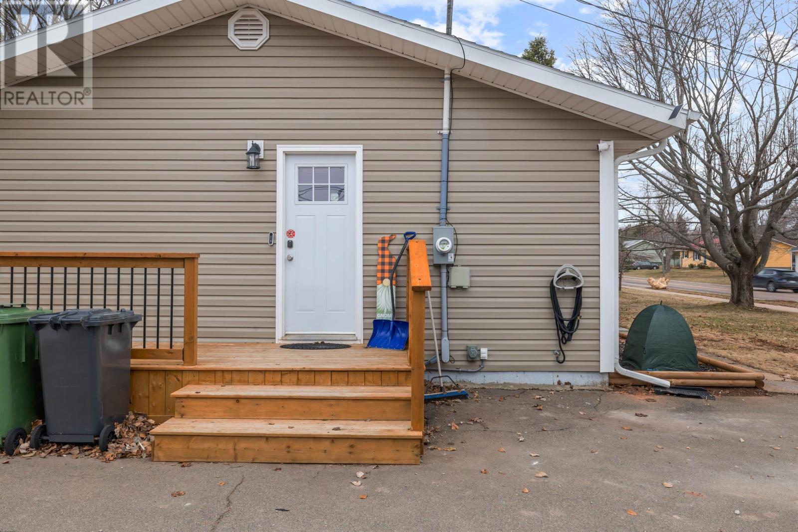 98 Oak Drive, Charlottetown, Prince Edward Island  C1A 7Z1 - Photo 30 - 202607018