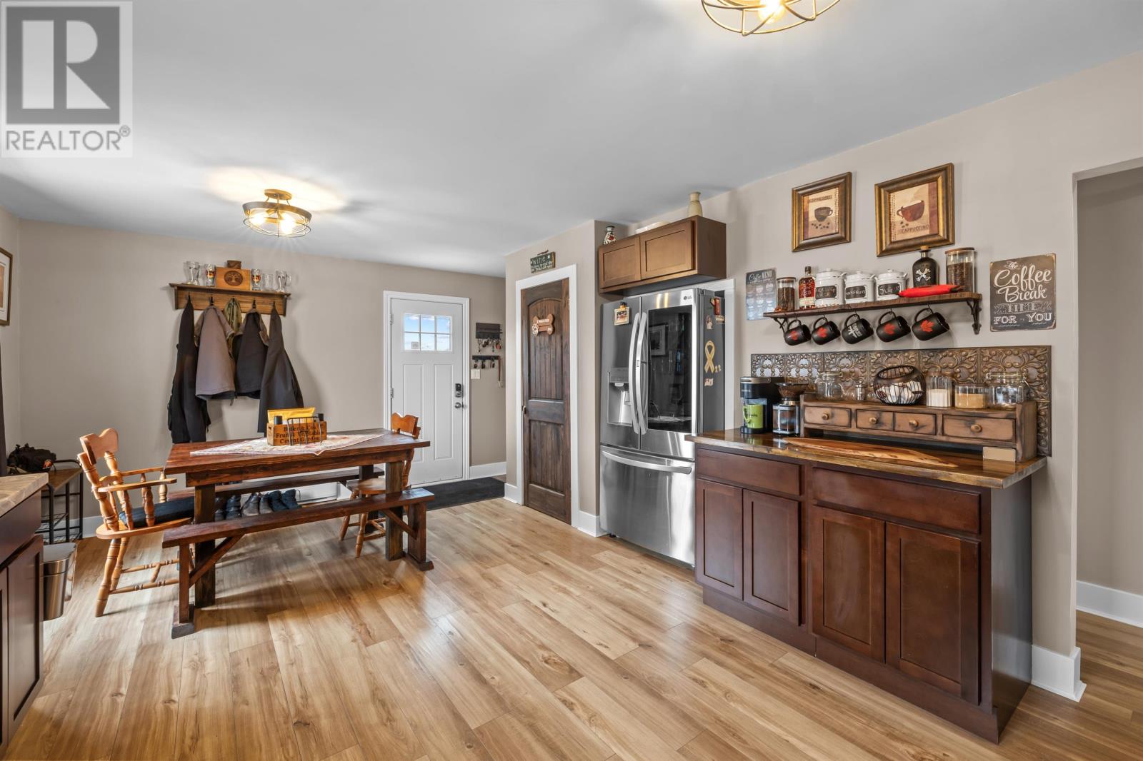 98 Oak Drive, Charlottetown, Prince Edward Island  C1A 7Z1 - Photo 7 - 202607018