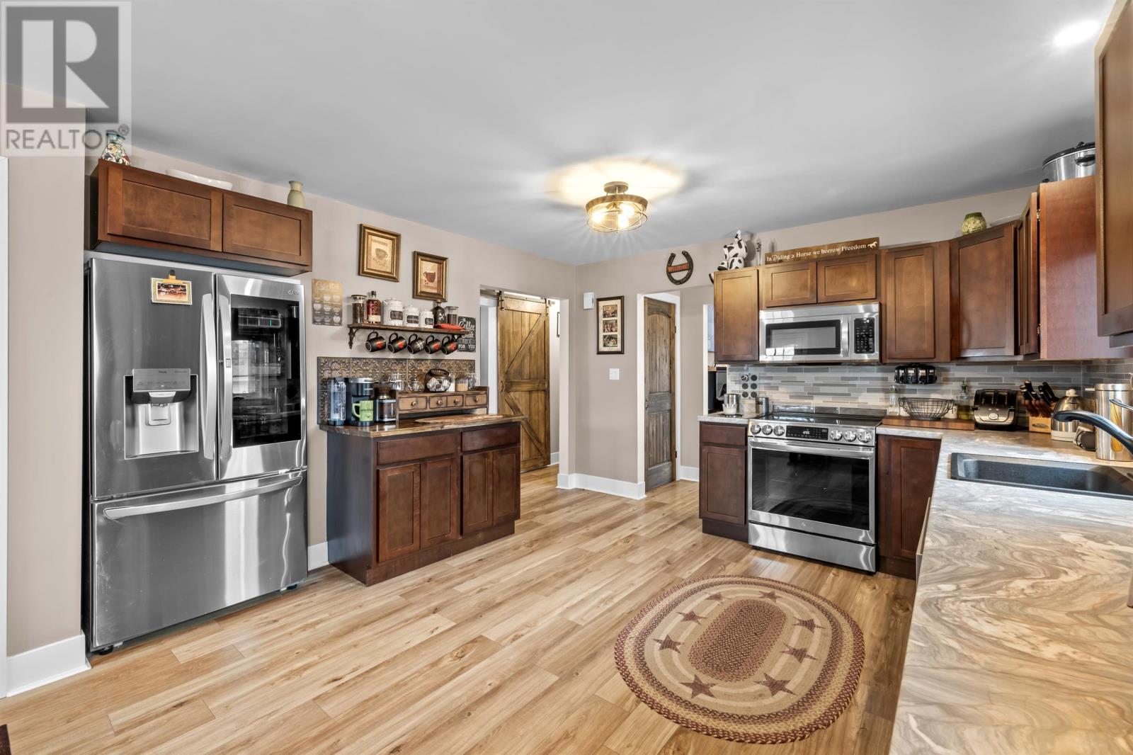 98 Oak Drive, Charlottetown, Prince Edward Island  C1A 7Z1 - Photo 6 - 202607018