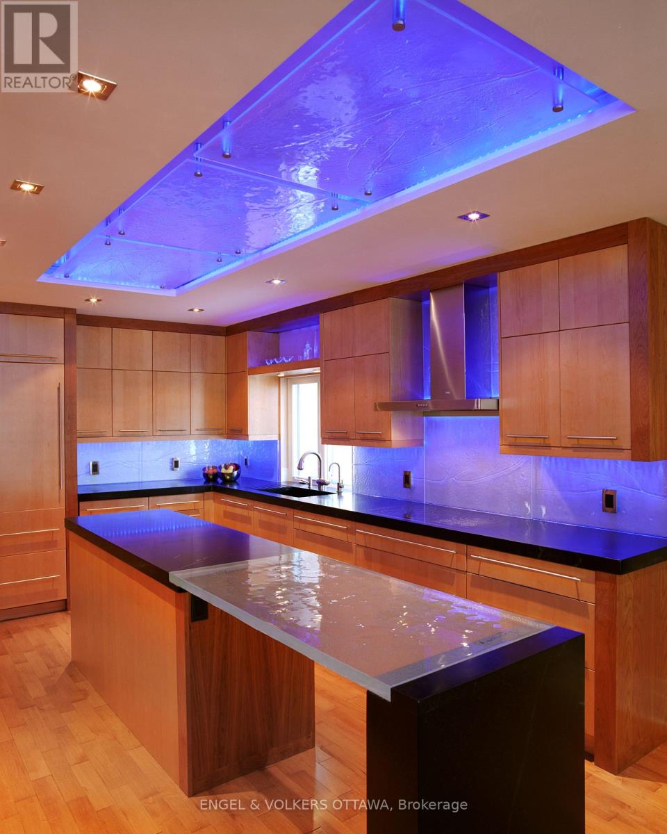 93 Gilchrist Avenue, Ottawa, Ontario  K1Y 0M9 - Photo 12 - X13003040