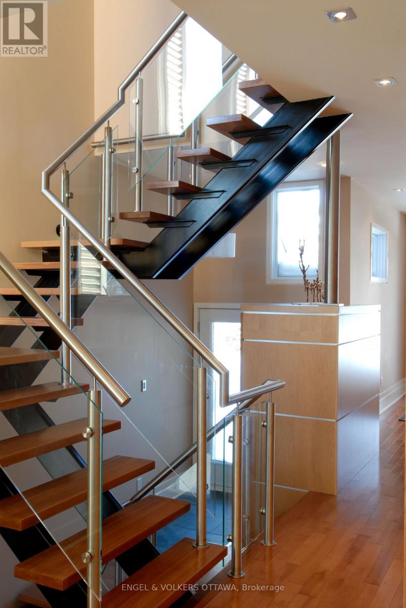 93 Gilchrist Avenue, Ottawa, Ontario  K1Y 0M9 - Photo 21 - X13003040