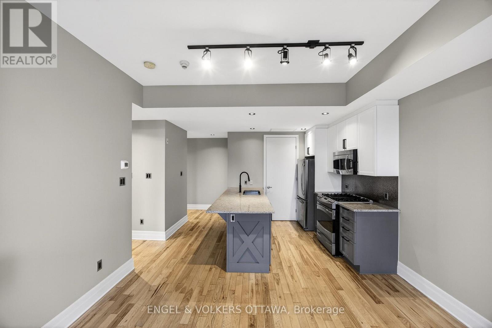 410 - 327 Breezehill Avenue S, Ottawa, Ontario K1Y 1R6 - Photo 11 - X13003062