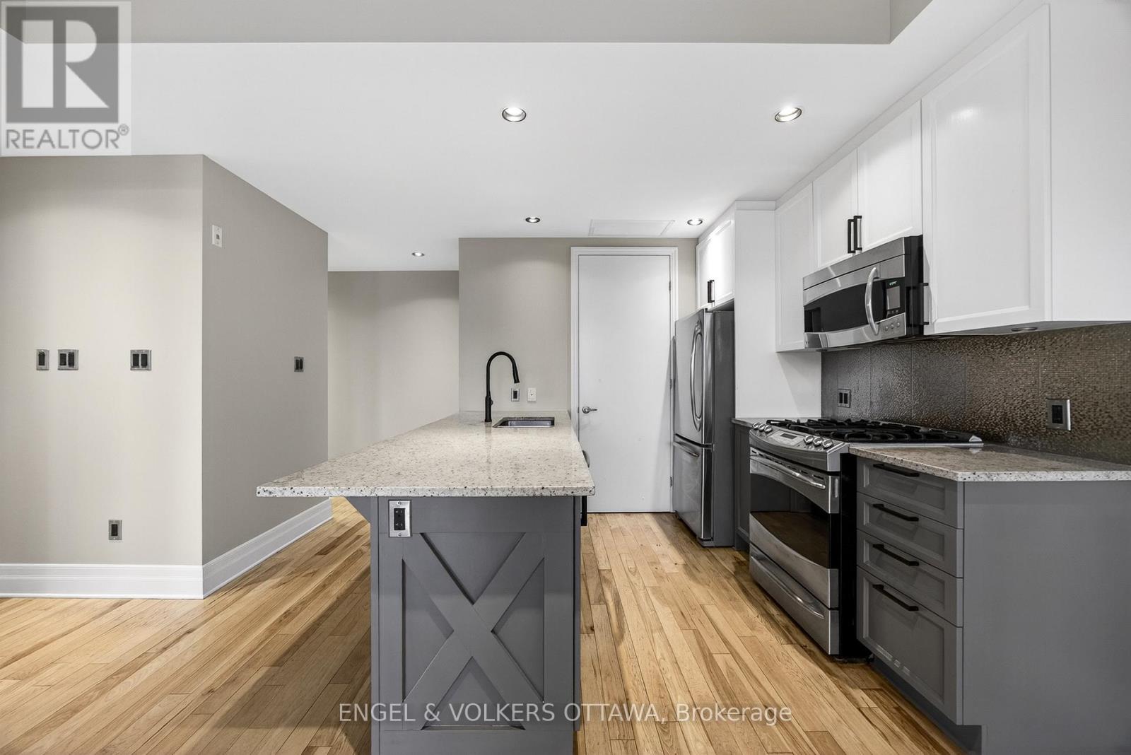 410 - 327 Breezehill Avenue S, Ottawa, Ontario K1Y 1R6 - Photo 13 - X13003062