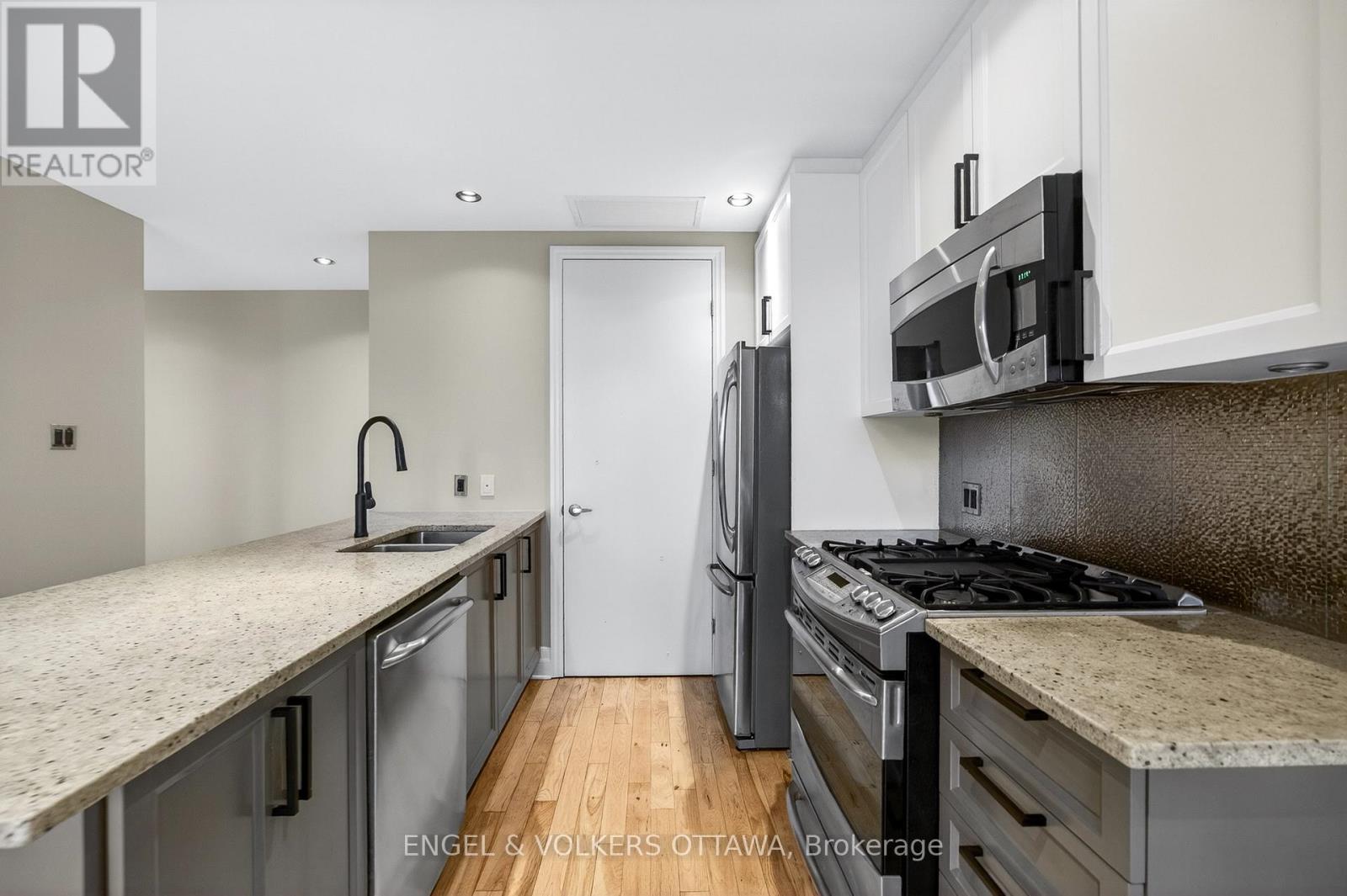 410 - 327 Breezehill Avenue S, Ottawa, Ontario K1Y 1R6 - Photo 15 - X13003062