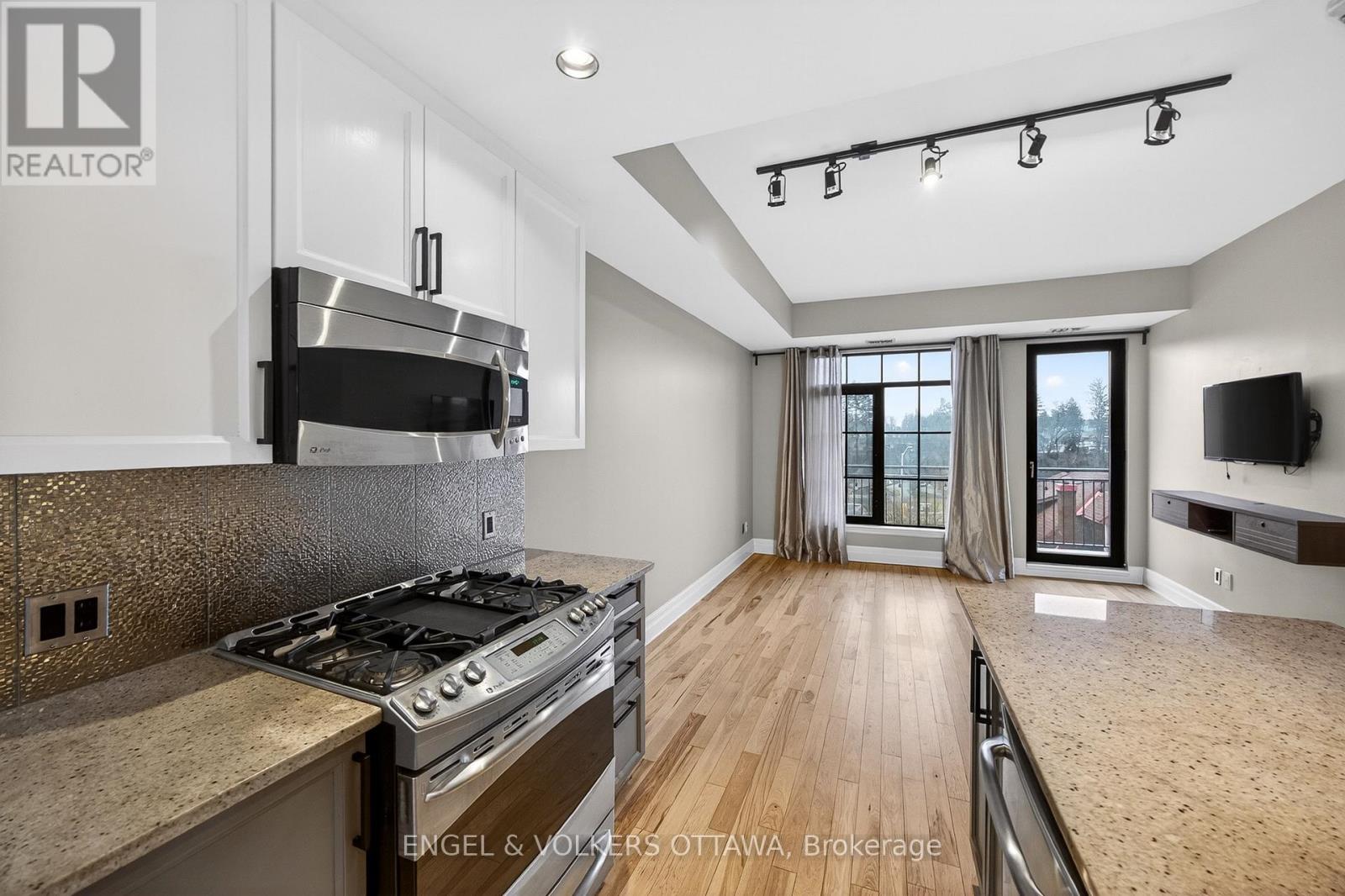 410 - 327 Breezehill Avenue S, Ottawa, Ontario K1Y 1R6 - Photo 16 - X13003062