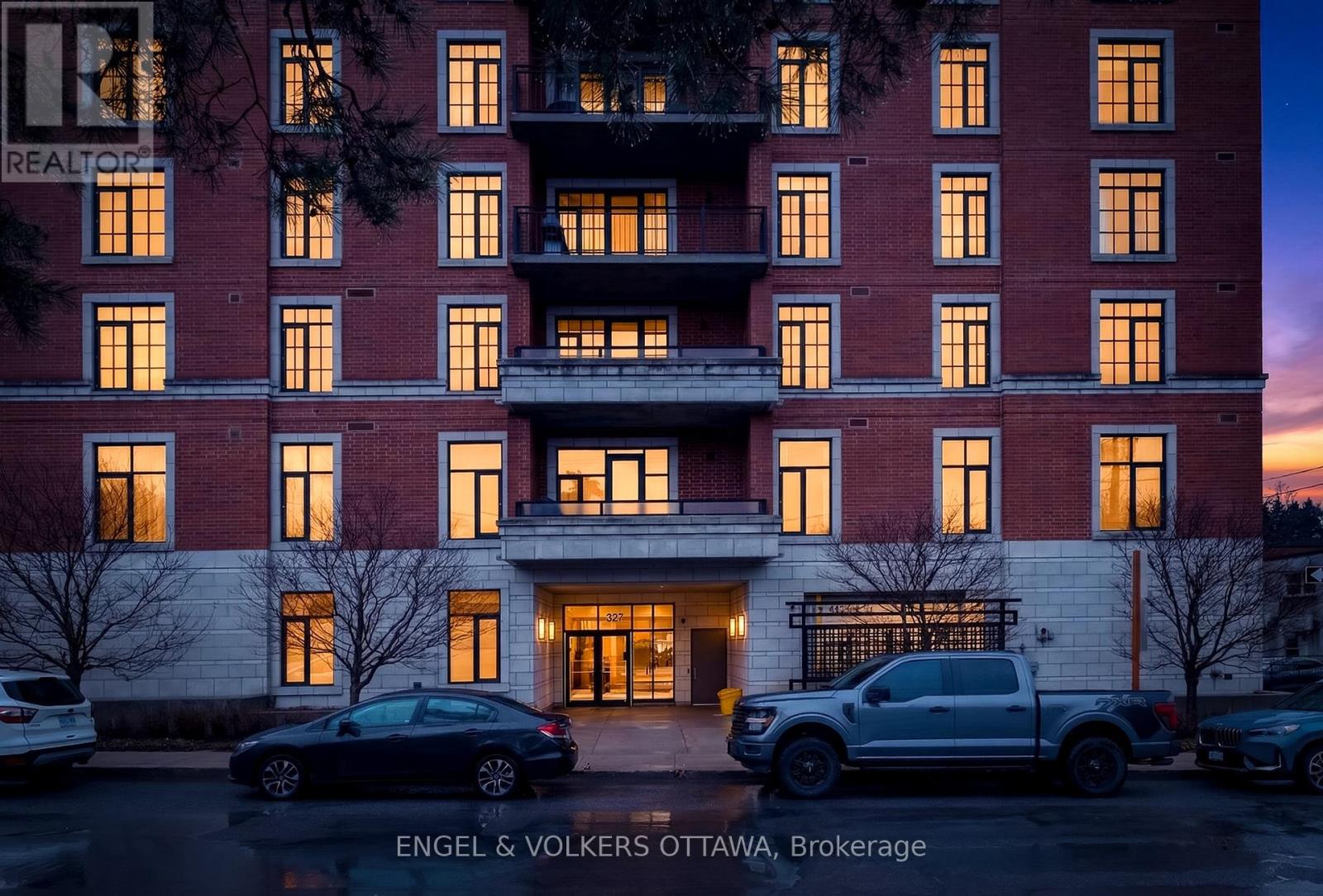 410 - 327 Breezehill Avenue S, Ottawa, Ontario K1Y 1R6 - Photo 2 - X13003062