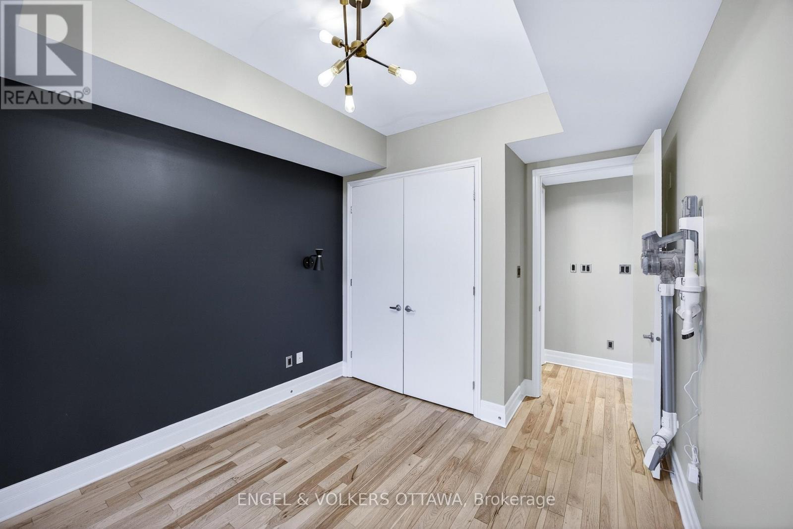 410 - 327 Breezehill Avenue S, Ottawa, Ontario K1Y 1R6 - Photo 24 - X13003062