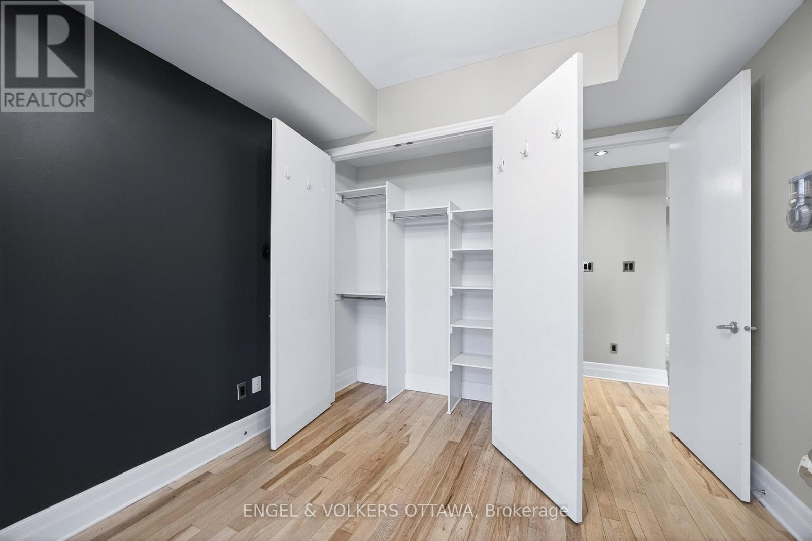 410 - 327 Breezehill Avenue S, Ottawa, Ontario K1Y 1R6 - Photo 26 - X13003062