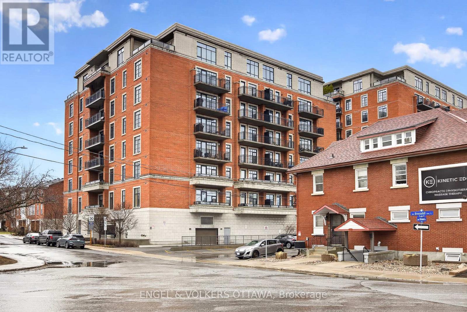 410 - 327 Breezehill Avenue S, Ottawa, Ontario K1Y 1R6 - Photo 3 - X13003062