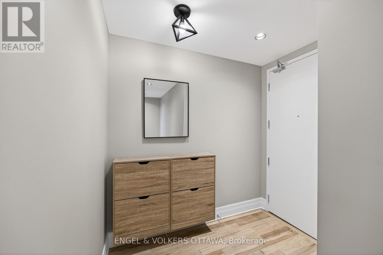 410 - 327 Breezehill Avenue S, Ottawa, Ontario K1Y 1R6 - Photo 8 - X13003062