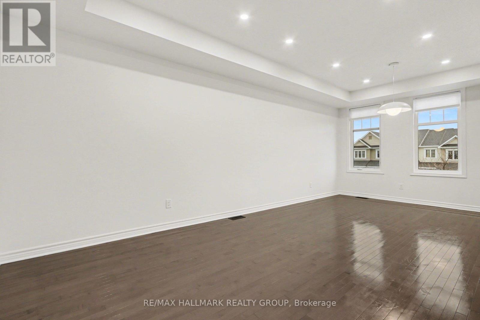 865 Kilbirnie Drive, Ottawa, Ontario  K2J 6G6 - Photo 8 - X13003158