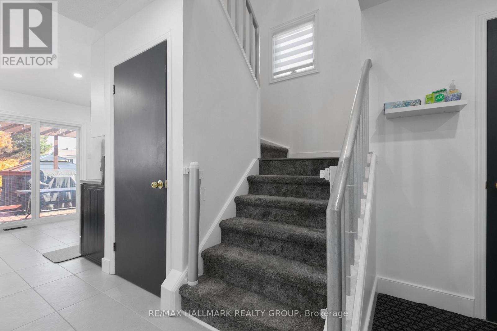 2 Newport Crescent, Ottawa, Ontario  K1T 3L8 - Photo 11 - X13003254