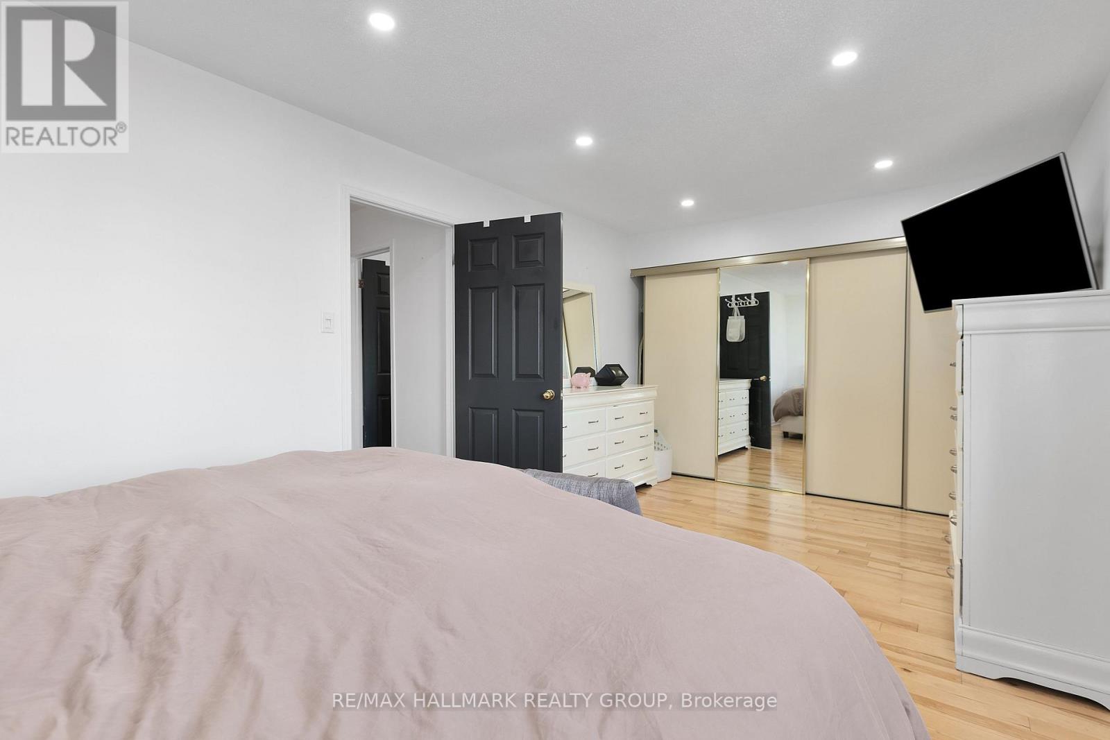 2 Newport Crescent, Ottawa, Ontario  K1T 3L8 - Photo 15 - X13003254