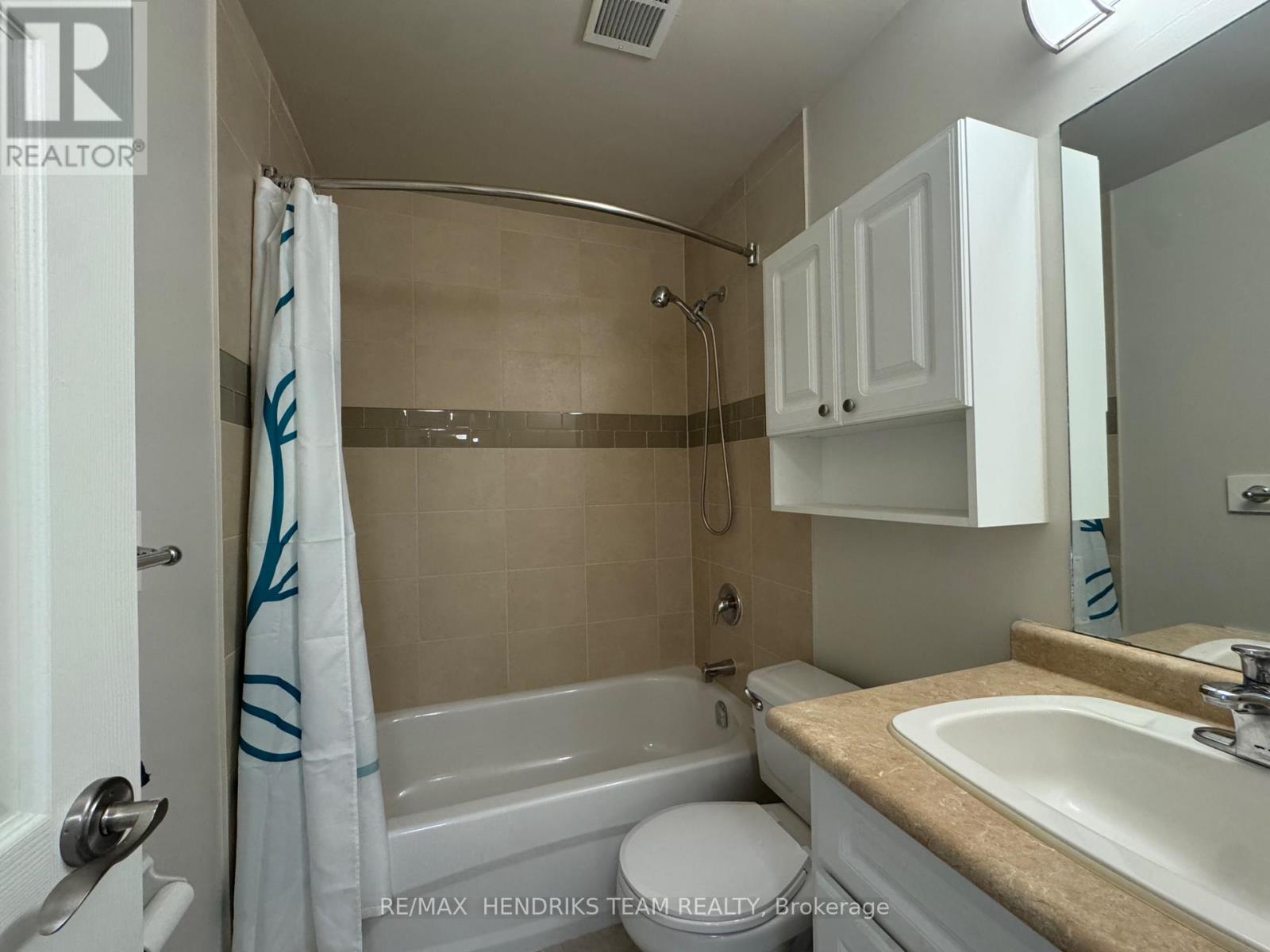 803 - 610 Lake Street, St. Catharines, Ontario  L2N 5T1 - Photo 10 - X13002978