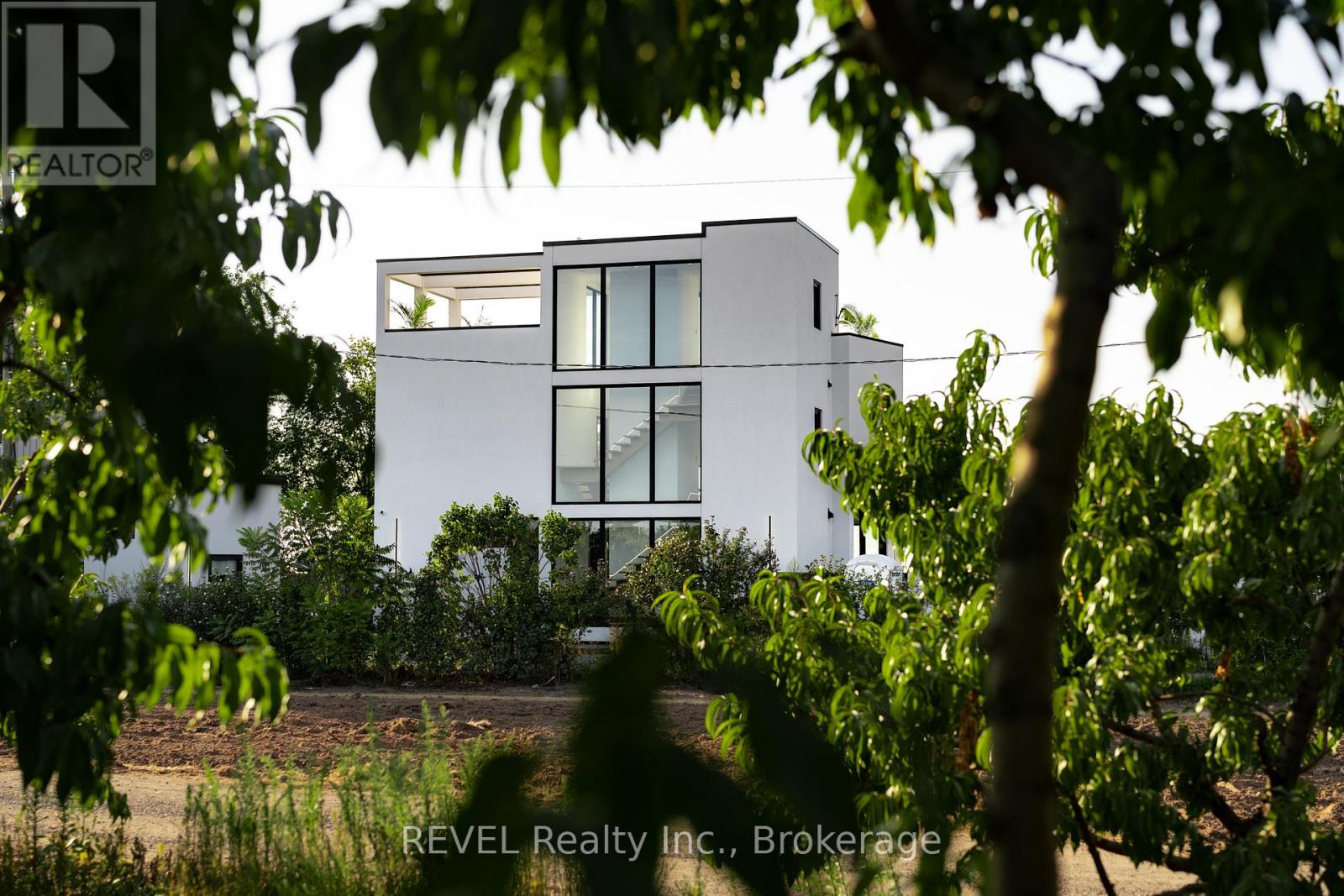 6 Firelane 11a Street, Niagara-On-The-Lake, Ontario  L0S 1J0 - Photo 18 - X13003146