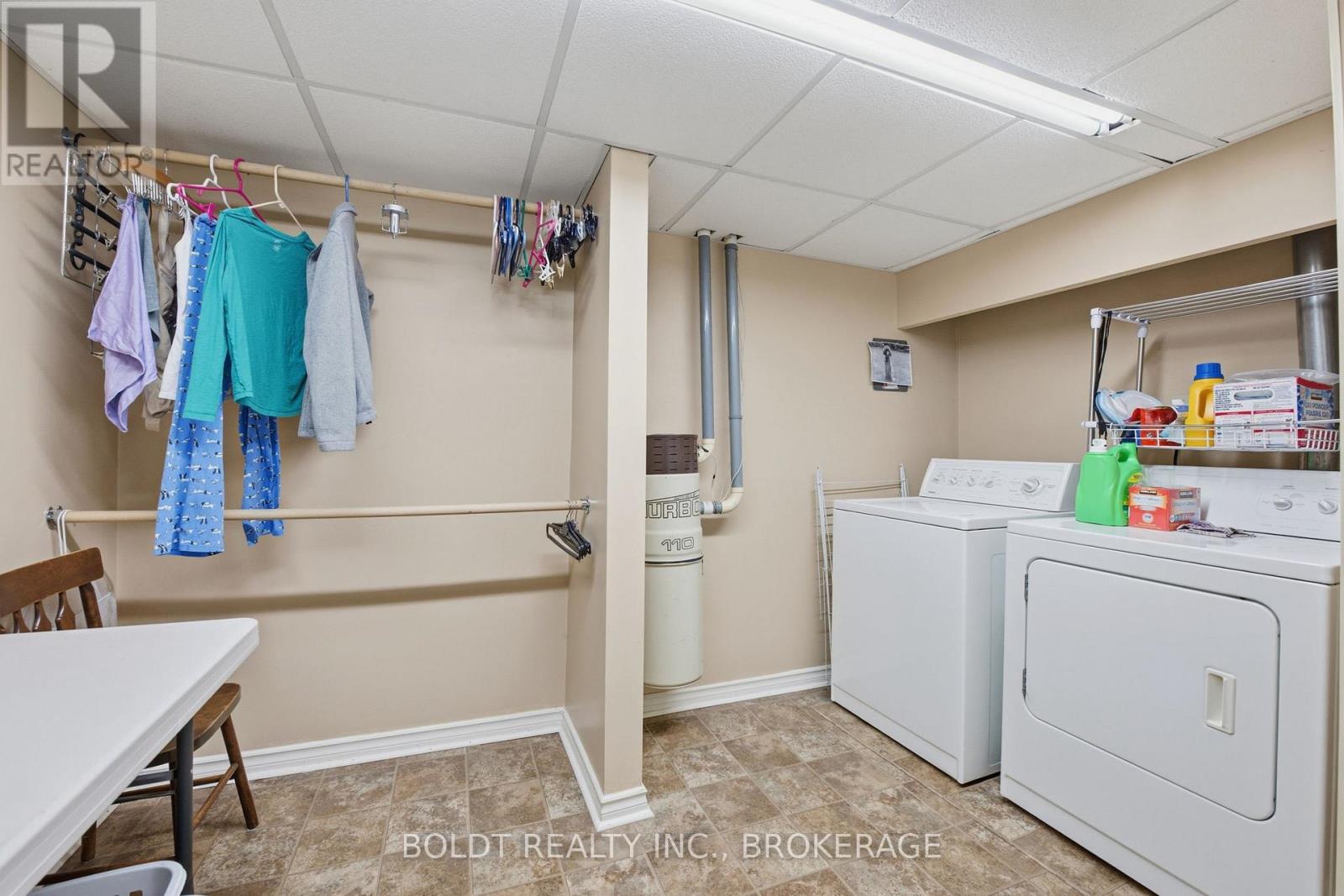 95 Prince Charles Drive, St. Catharines, Ontario  L2N 3Y8 - Photo 38 - X13003162