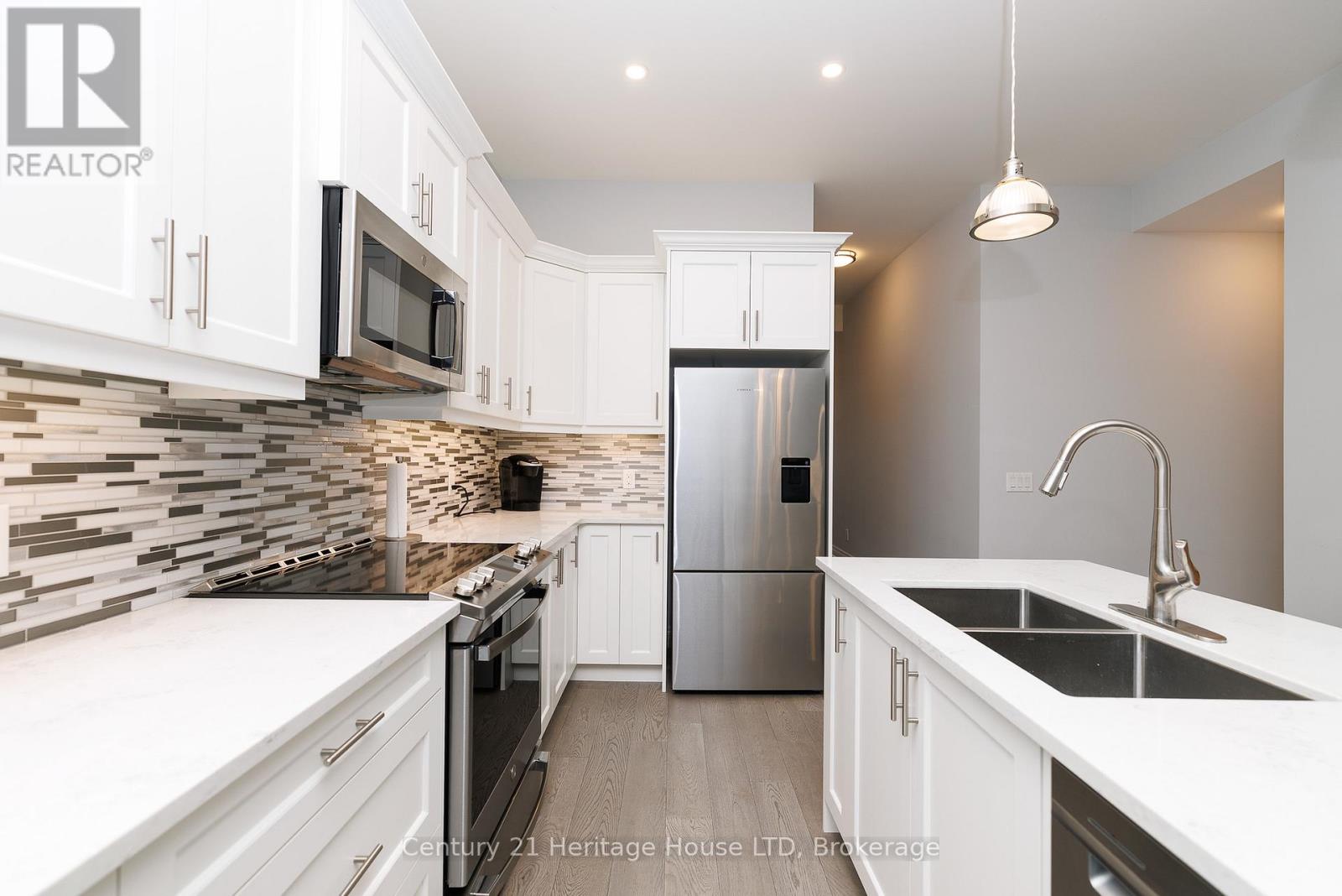 3709 Mathewson Avenue, Fort Erie, Ontario  L0S 1B0 - Photo 5 - X13003172