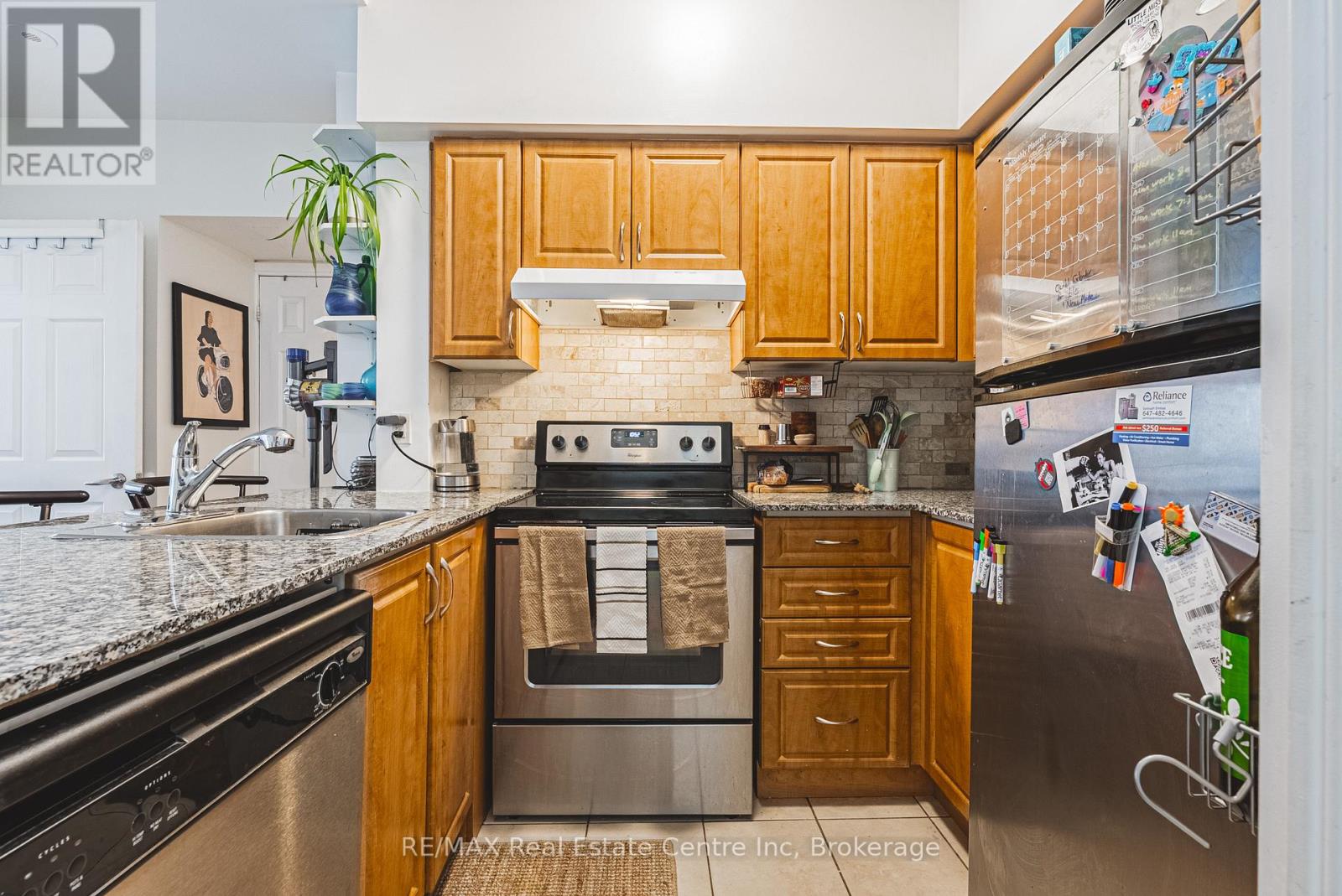 222 - 171 Bleecker Street, Toronto, Ontario M4X 1L9 - Photo 7 - C13002974