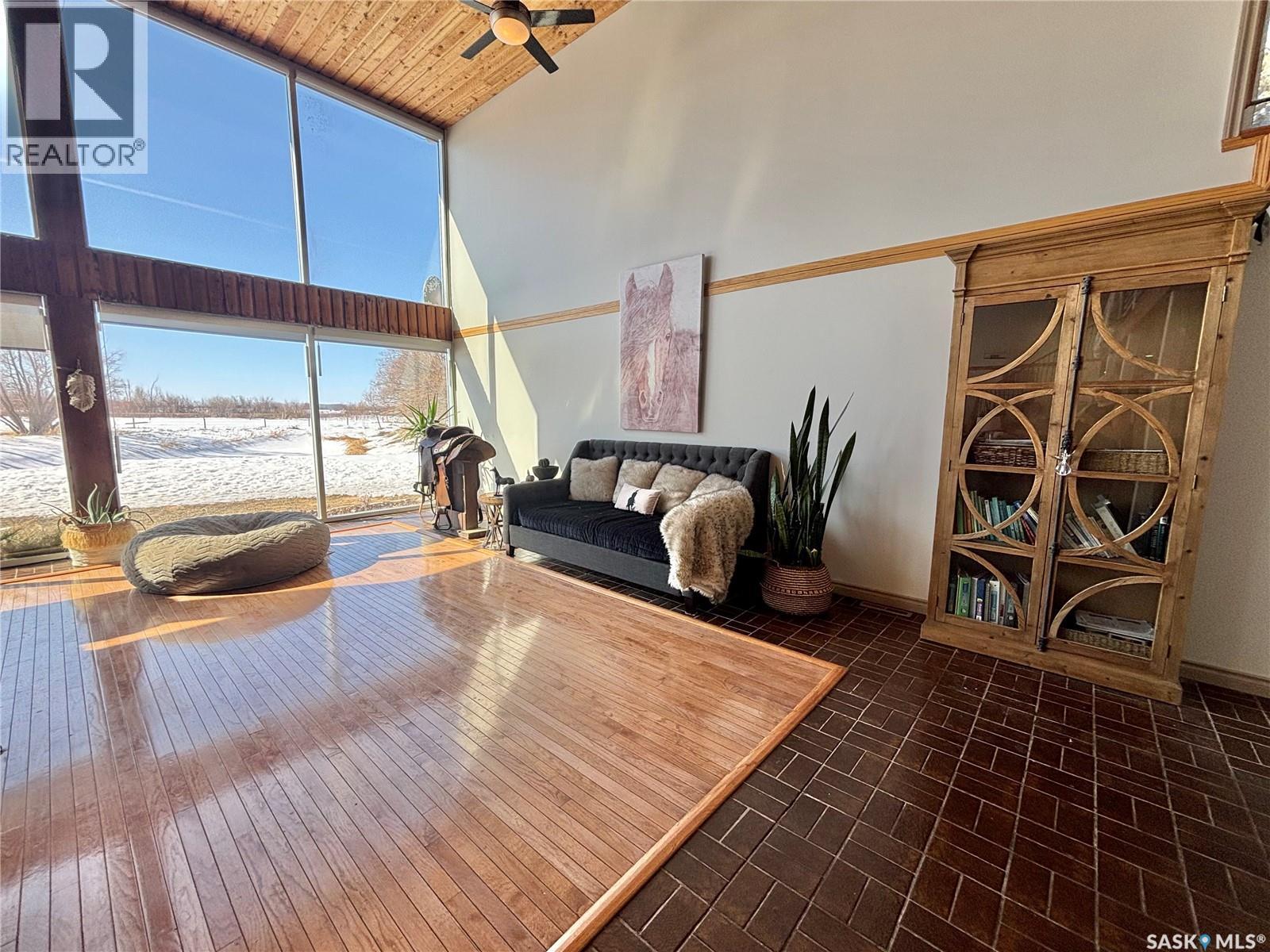 Spruce Hill Acreage, Orkney Rm No. 244, Saskatchewan  S3N 4K1 - Photo 12 - SK032940